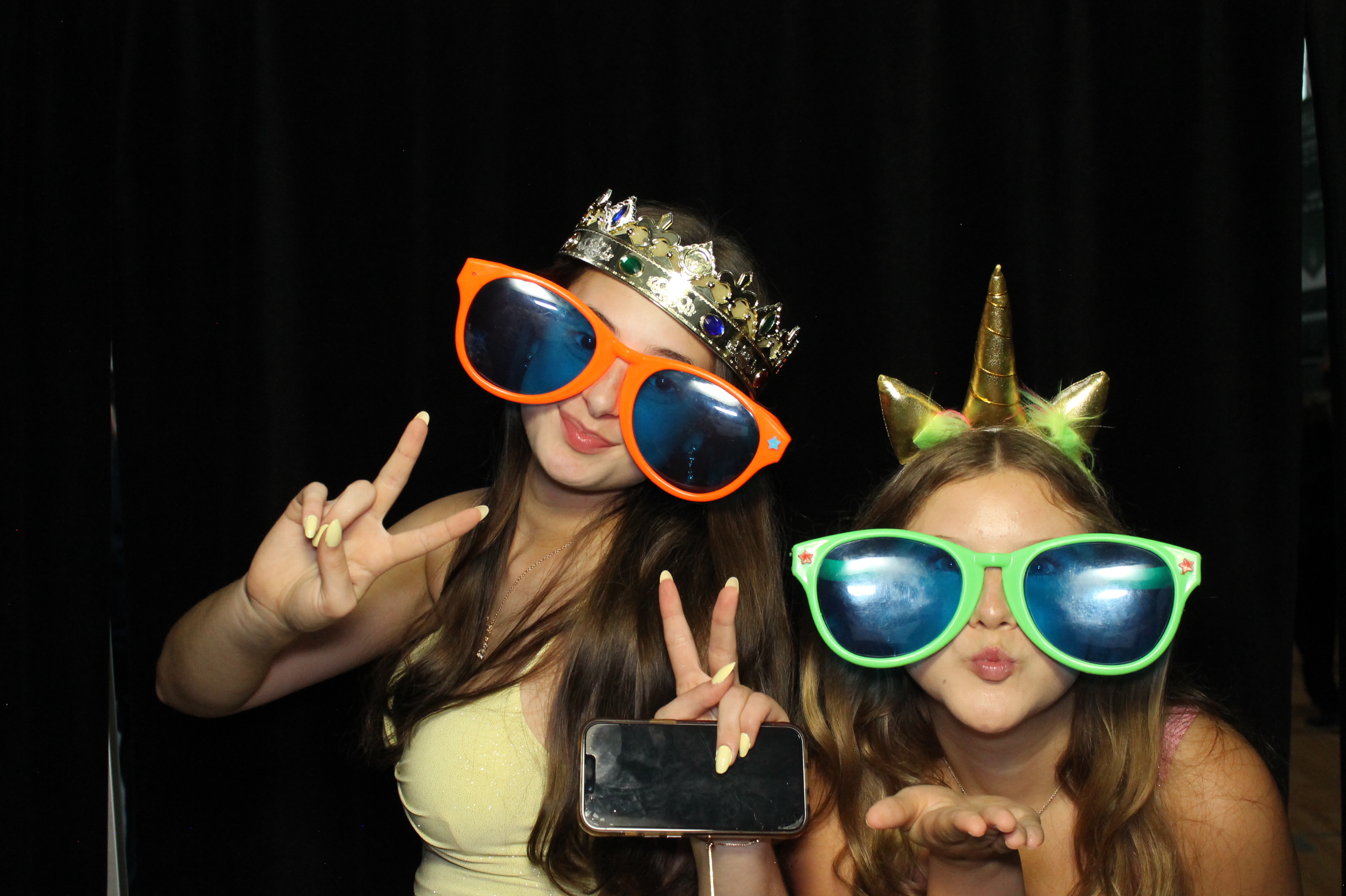 Batavia Homecoming | View more photos from the event at gallery.photoboothcincy.com/u/PhotoBoothCincy/Batavia-Homecoming