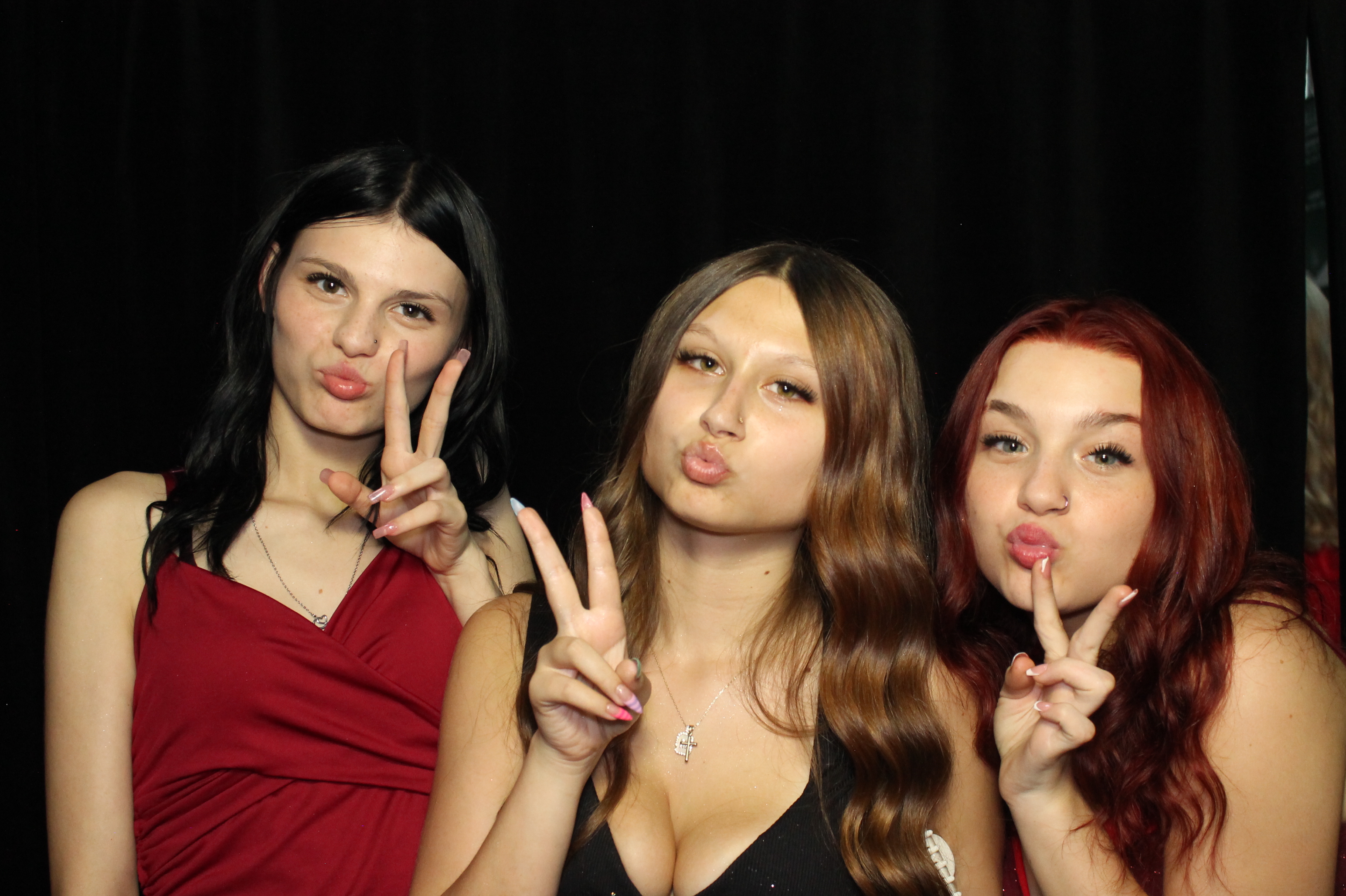 Batavia Homecoming | View more photos from the event at gallery.photoboothcincy.com/u/PhotoBoothCincy/Batavia-Homecoming