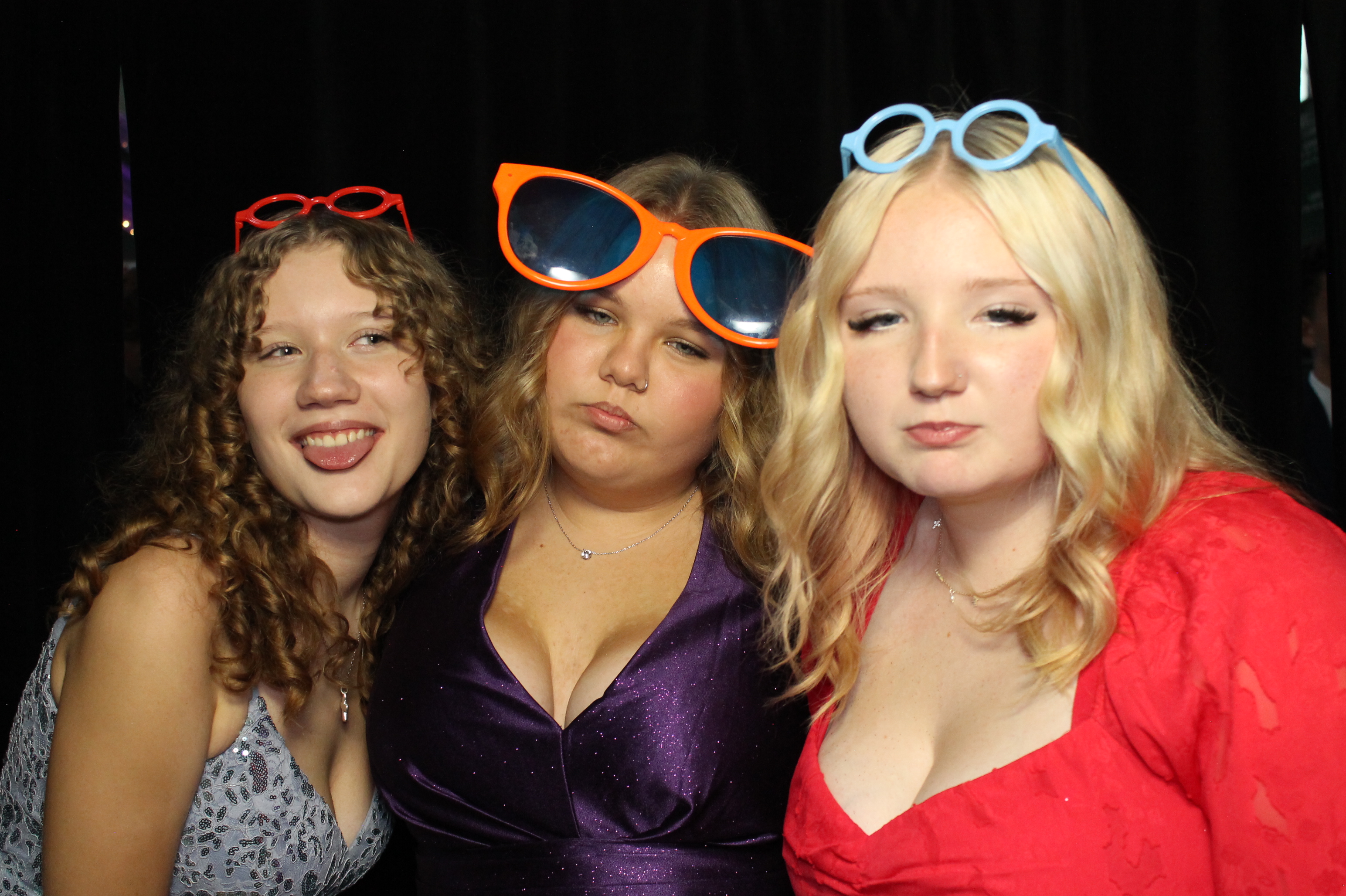 Batavia Homecoming | View more photos from the event at gallery.photoboothcincy.com/u/PhotoBoothCincy/Batavia-Homecoming