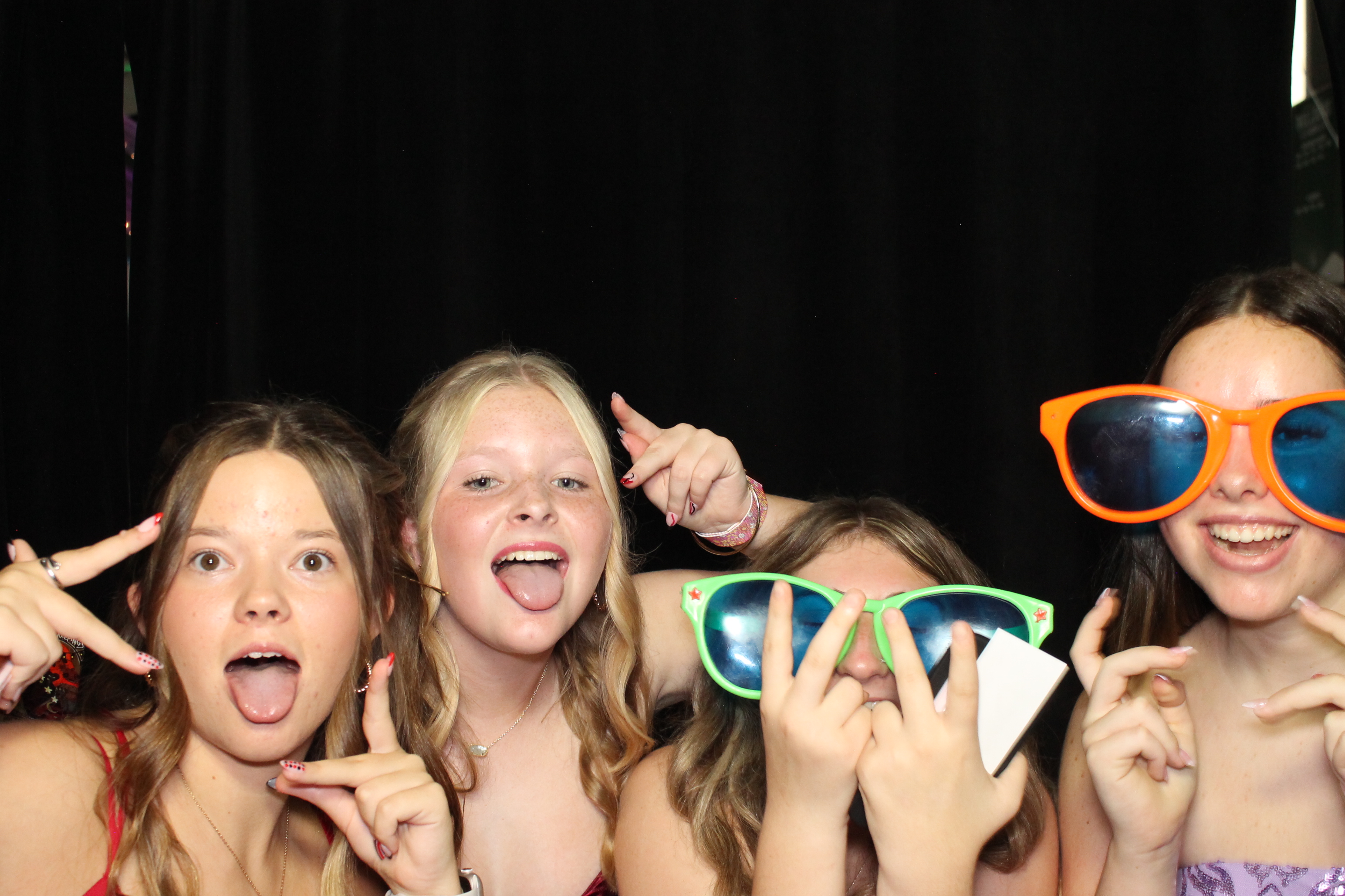 Batavia Homecoming | View more photos from the event at gallery.photoboothcincy.com/u/PhotoBoothCincy/Batavia-Homecoming