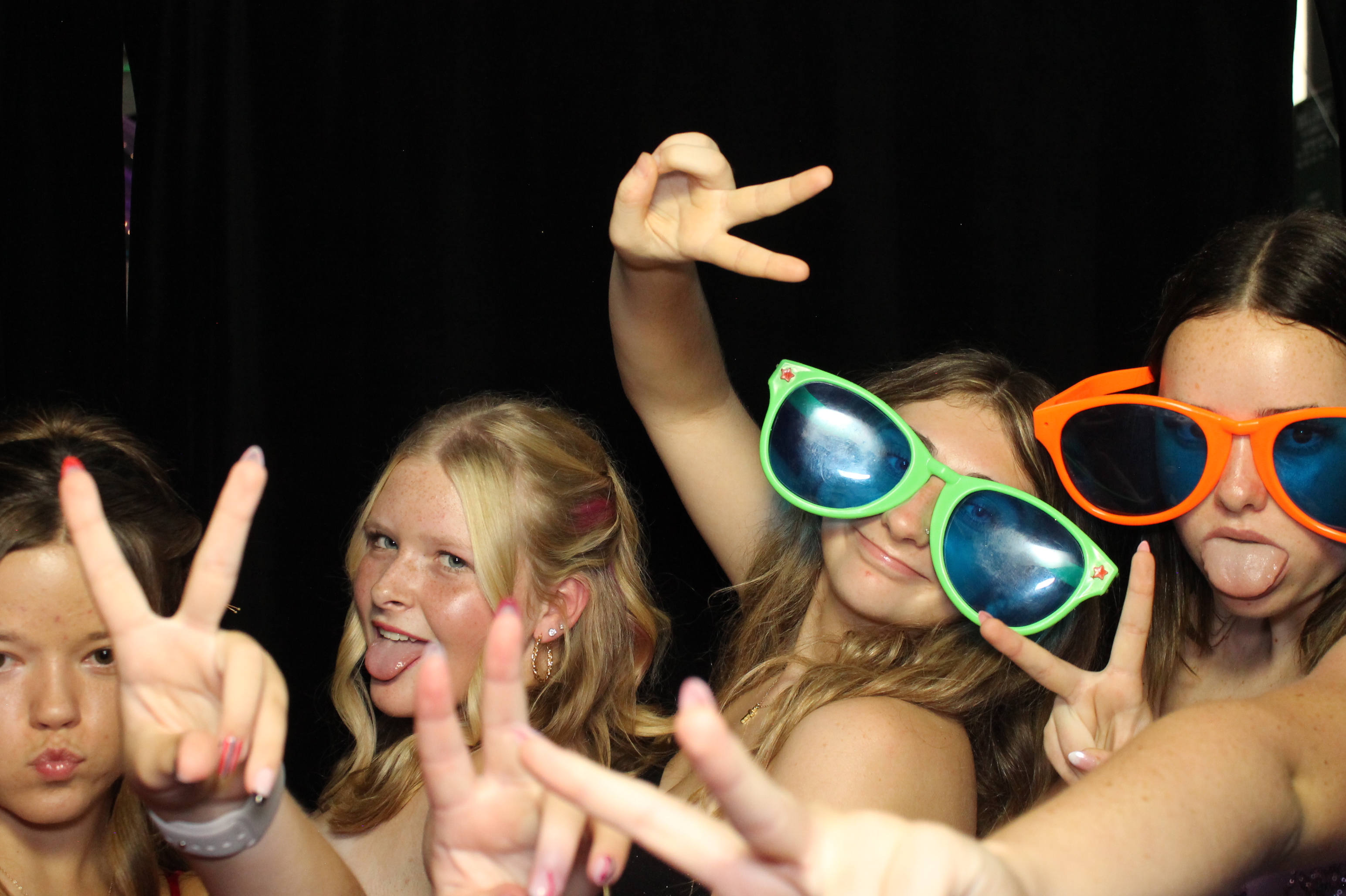 Batavia Homecoming | View more photos from the event at gallery.photoboothcincy.com/u/PhotoBoothCincy/Batavia-Homecoming