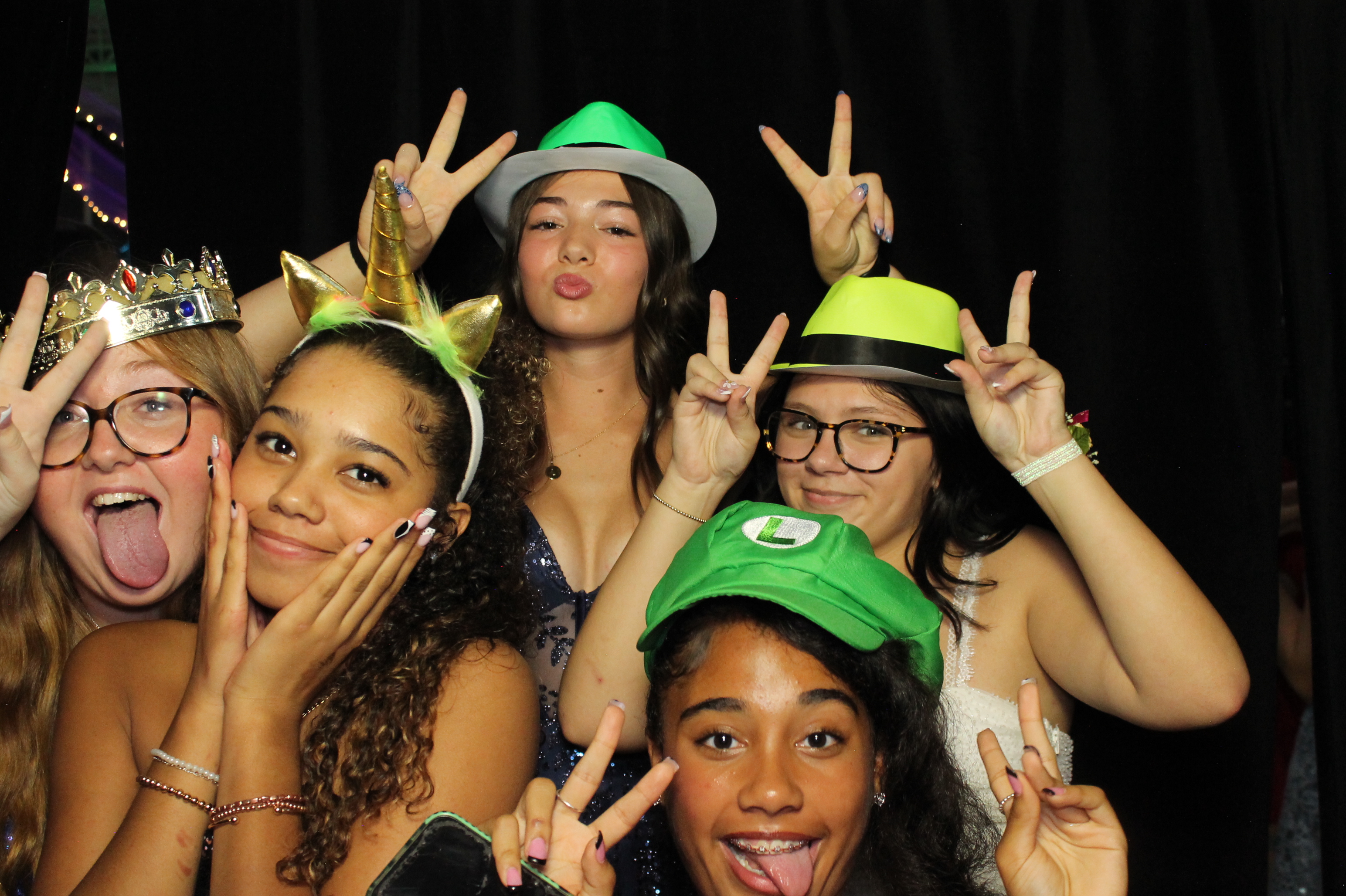 Batavia Homecoming | View more photos from the event at gallery.photoboothcincy.com/u/PhotoBoothCincy/Batavia-Homecoming