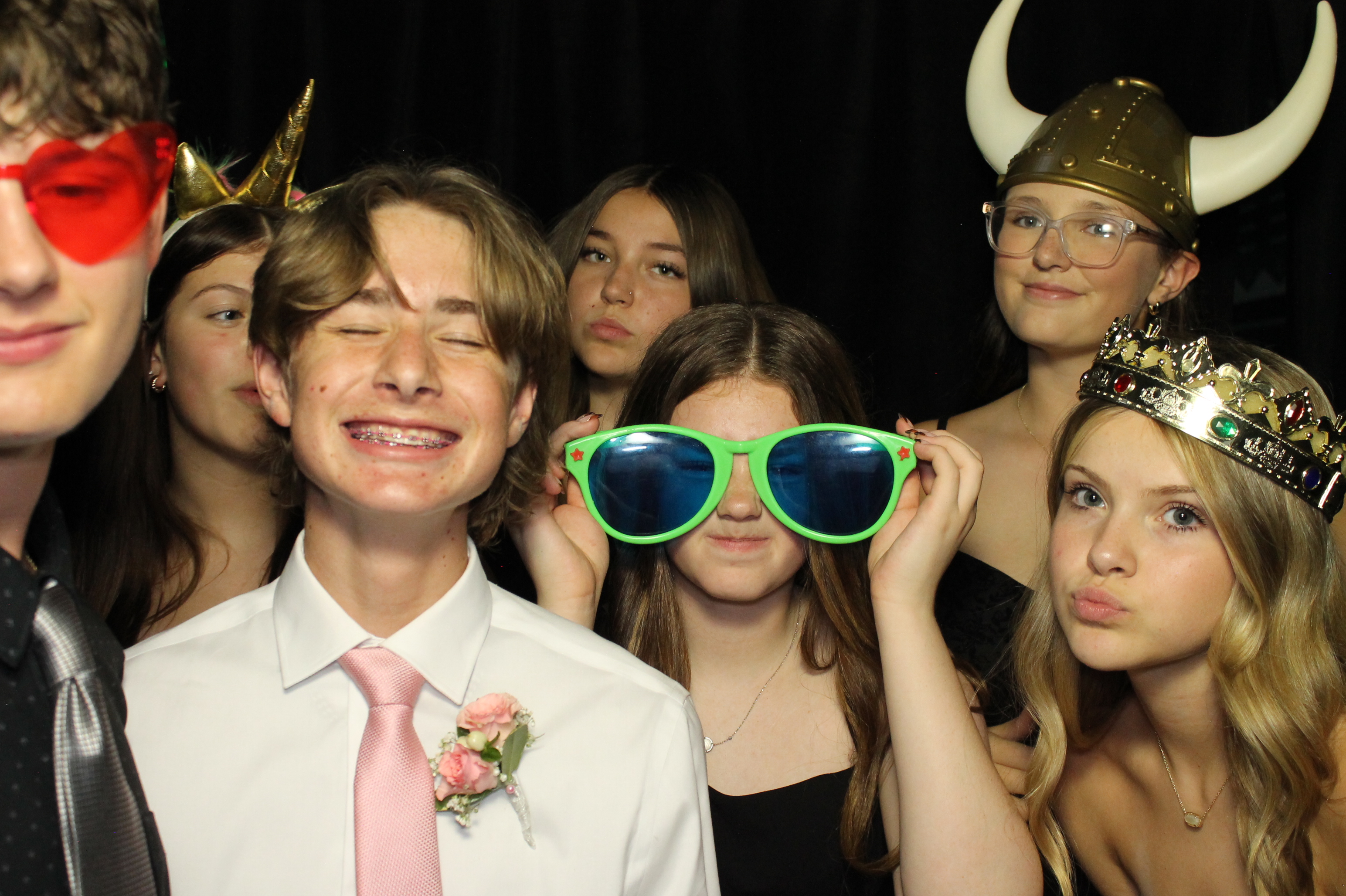 Batavia Homecoming | View more photos from the event at gallery.photoboothcincy.com/u/PhotoBoothCincy/Batavia-Homecoming