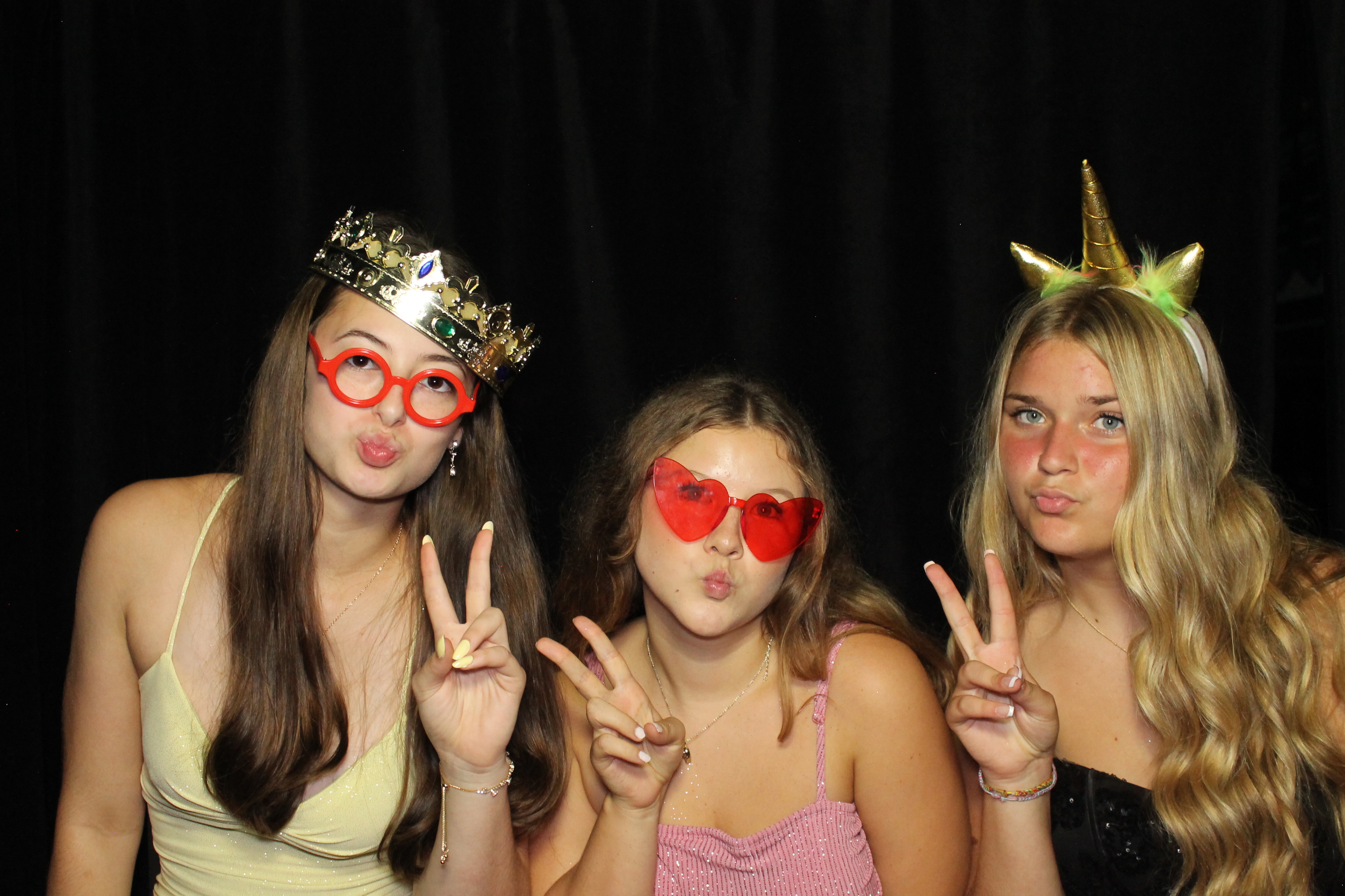 Batavia Homecoming | View more photos from the event at gallery.photoboothcincy.com/u/PhotoBoothCincy/Batavia-Homecoming