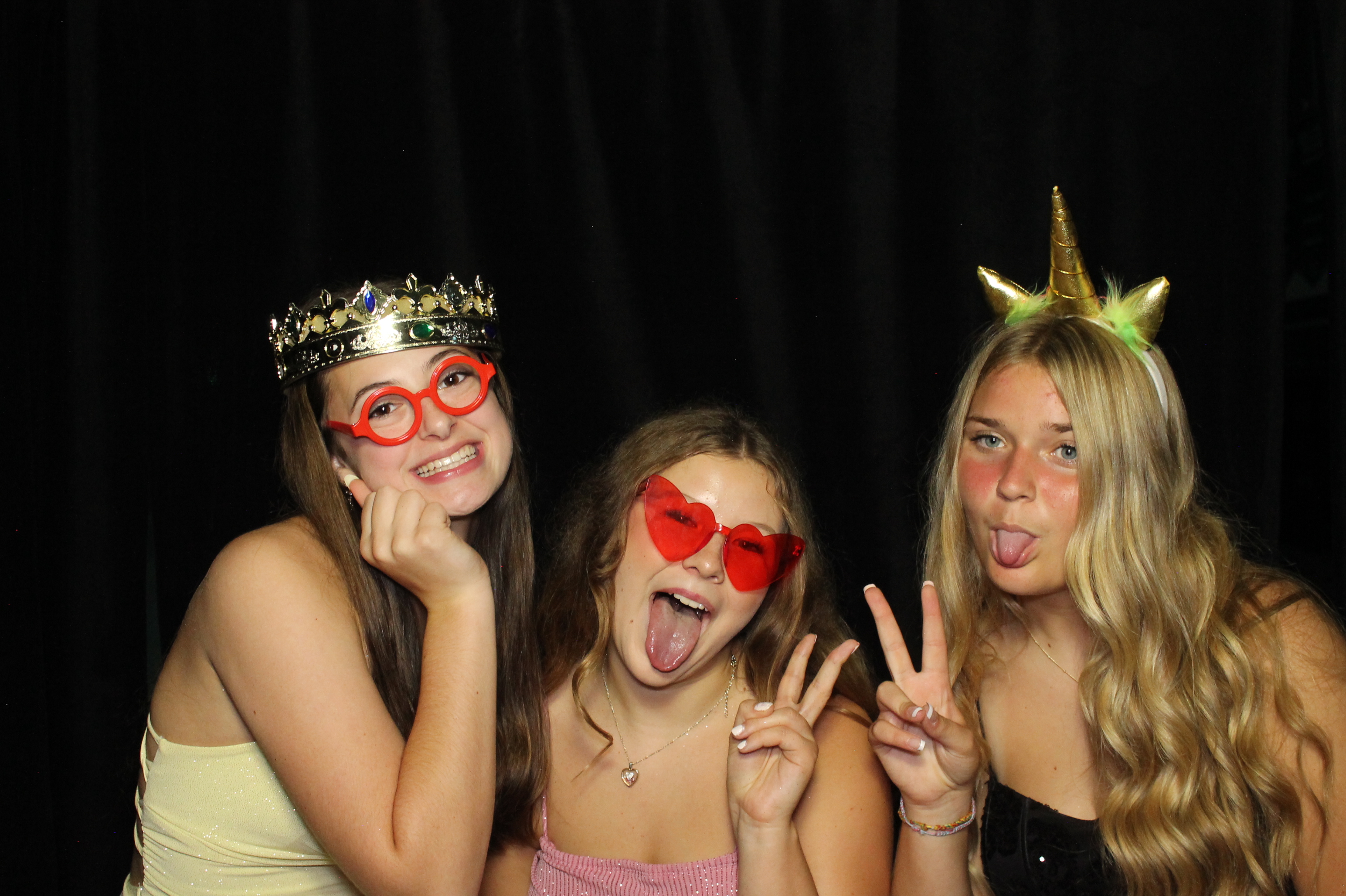 Batavia Homecoming | View more photos from the event at gallery.photoboothcincy.com/u/PhotoBoothCincy/Batavia-Homecoming