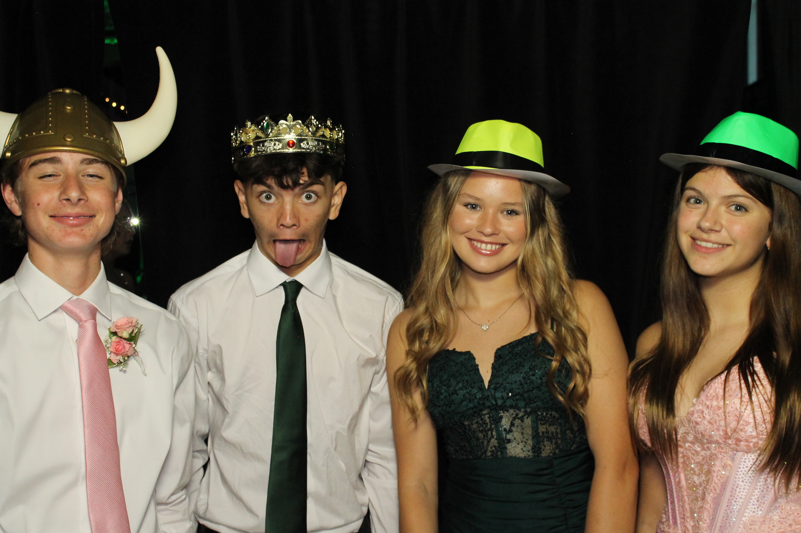 Batavia Homecoming | View more photos from the event at gallery.photoboothcincy.com/u/PhotoBoothCincy/Batavia-Homecoming