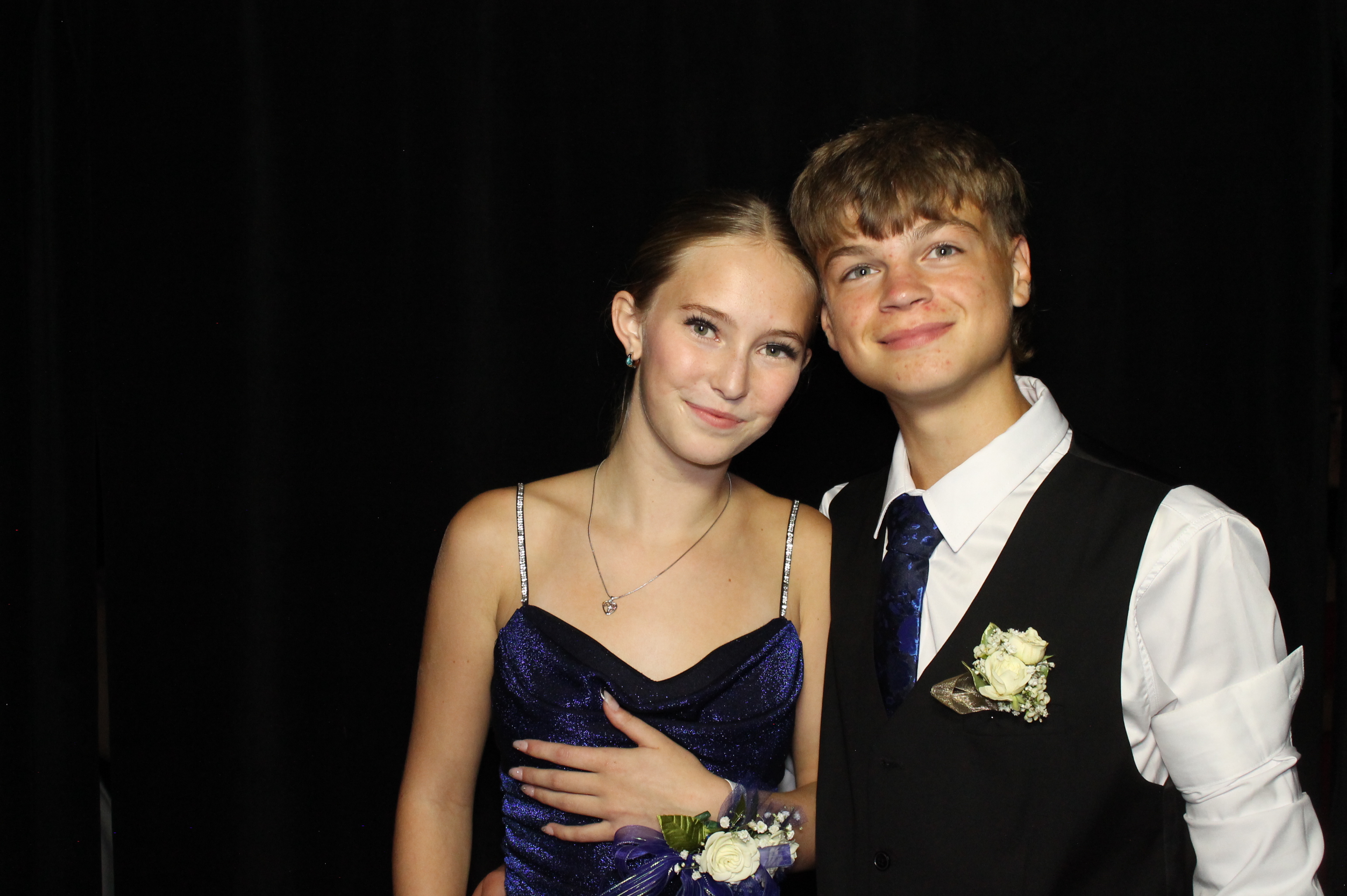 Batavia Homecoming | View more photos from the event at gallery.photoboothcincy.com/u/PhotoBoothCincy/Batavia-Homecoming