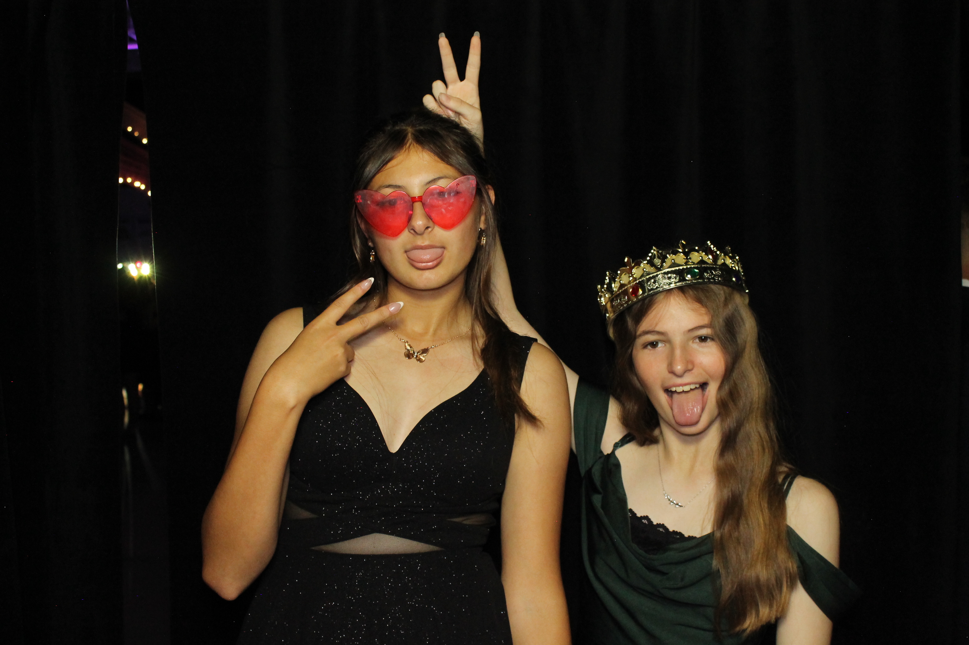 Batavia Homecoming | View more photos from the event at gallery.photoboothcincy.com/u/PhotoBoothCincy/Batavia-Homecoming