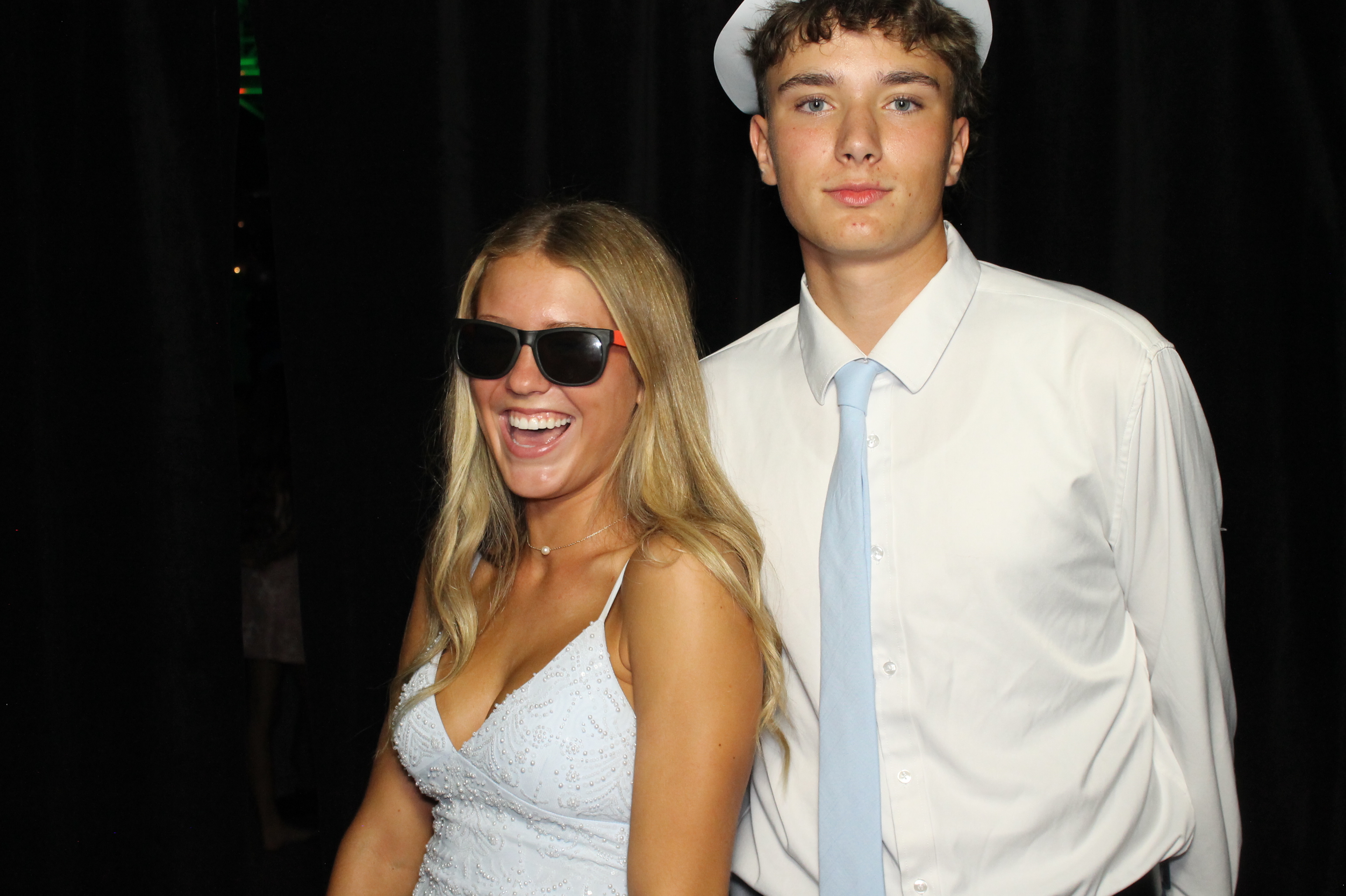 Batavia Homecoming | View more photos from the event at gallery.photoboothcincy.com/u/PhotoBoothCincy/Batavia-Homecoming
