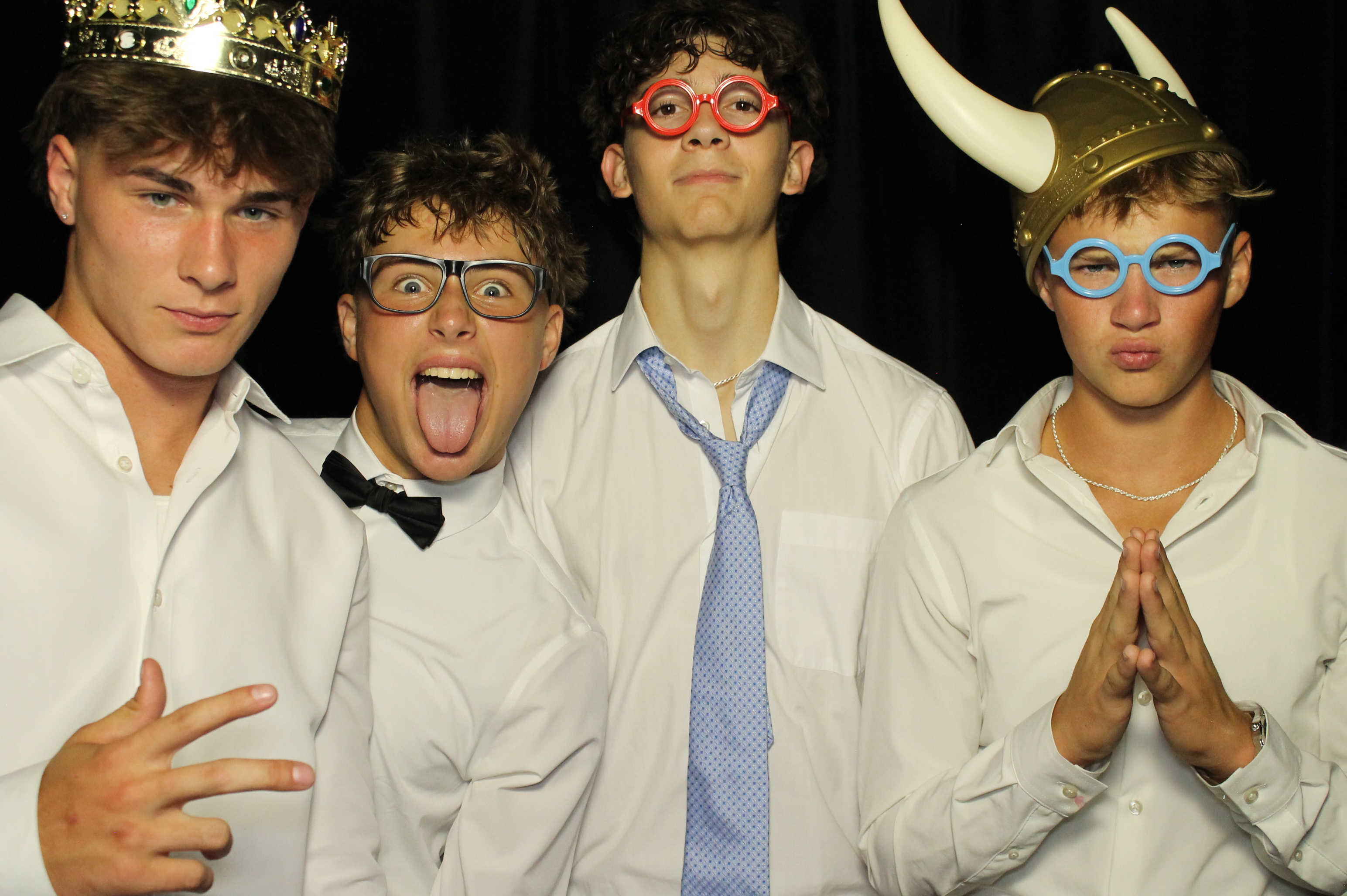 Batavia Homecoming | View more photos from the event at gallery.photoboothcincy.com/u/PhotoBoothCincy/Batavia-Homecoming
