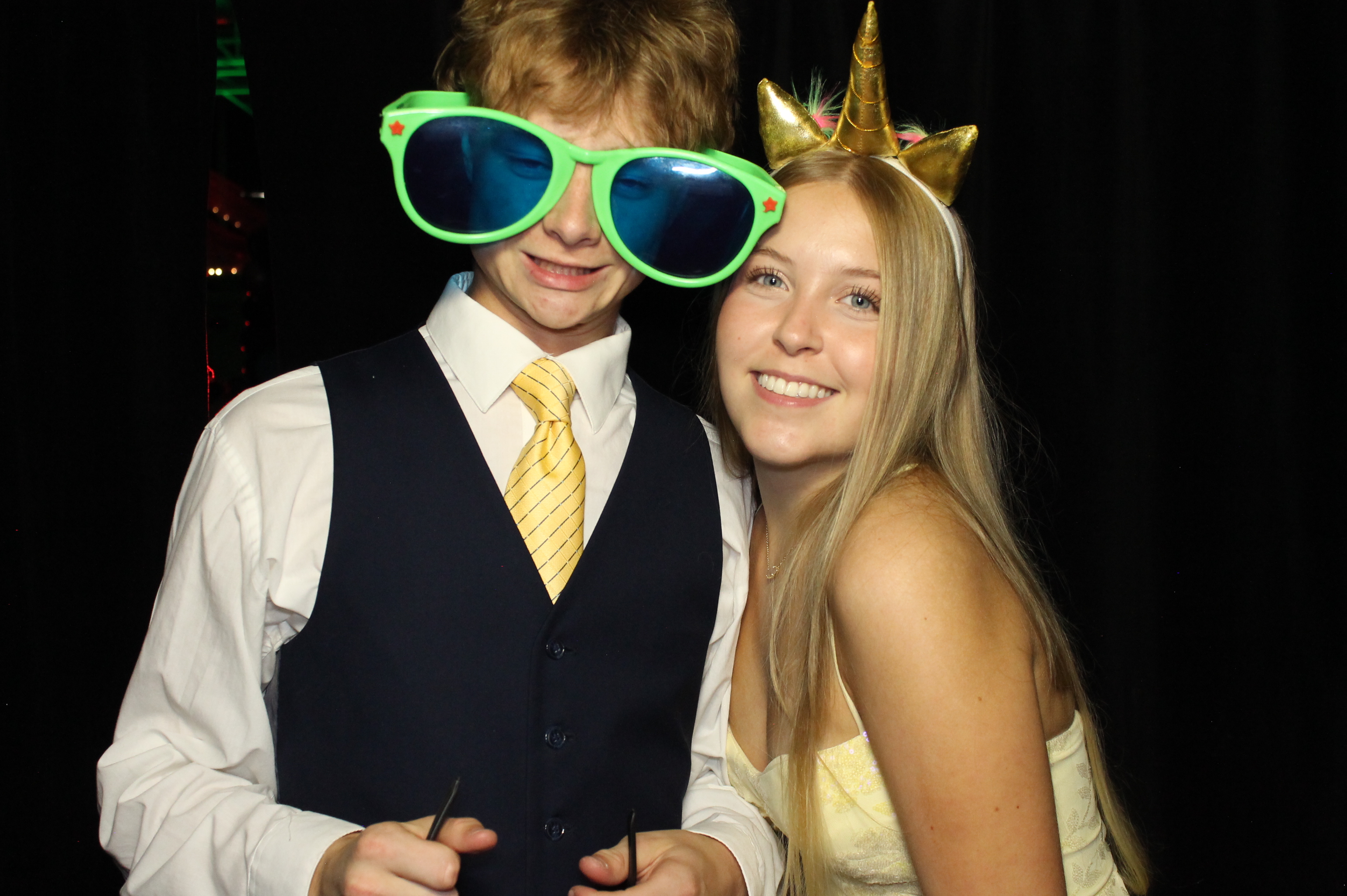 Batavia Homecoming | View more photos from the event at gallery.photoboothcincy.com/u/PhotoBoothCincy/Batavia-Homecoming