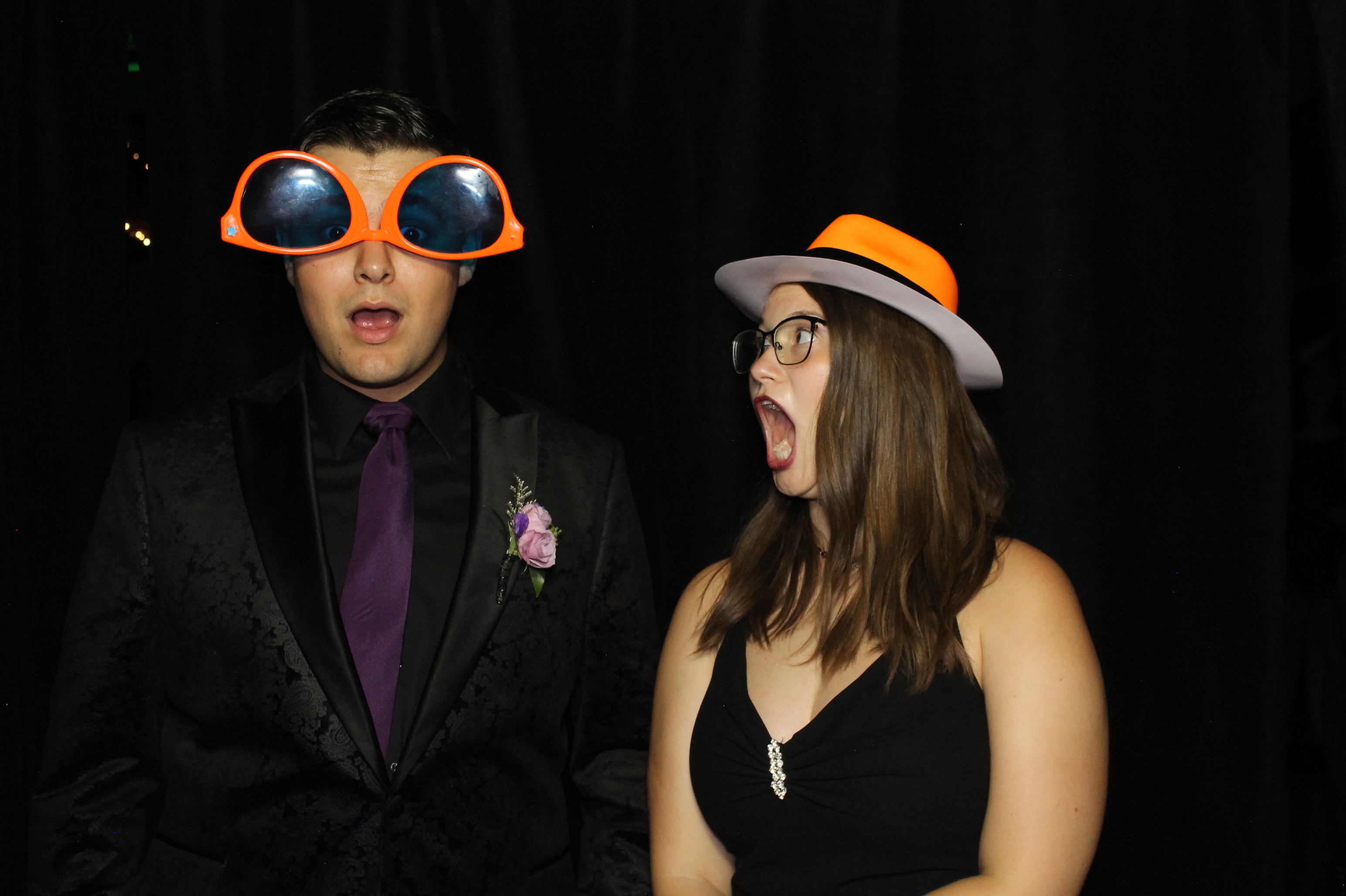 Batavia Homecoming | View more photos from the event at gallery.photoboothcincy.com/u/PhotoBoothCincy/Batavia-Homecoming