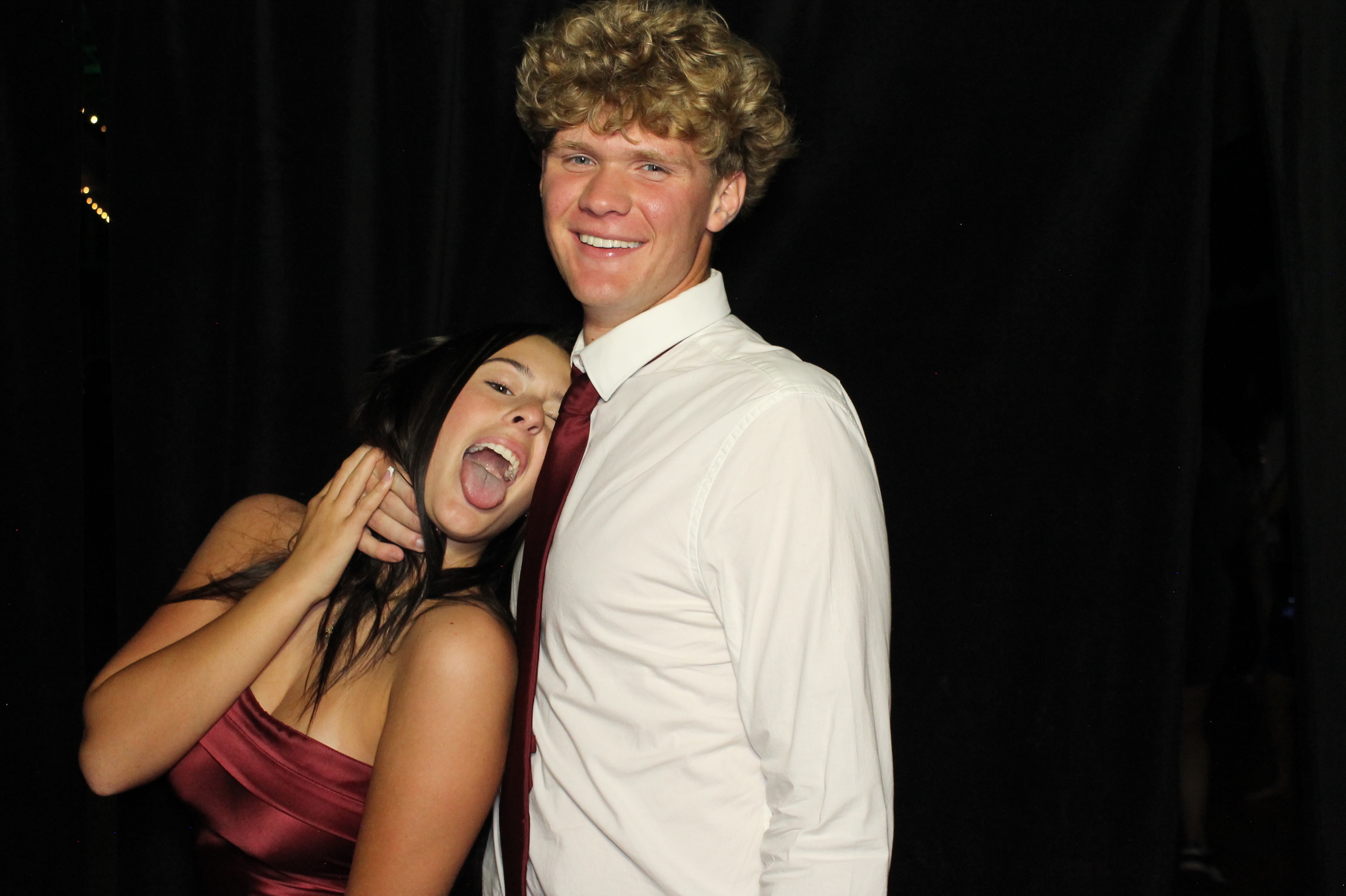 Batavia Homecoming | View more photos from the event at gallery.photoboothcincy.com/u/PhotoBoothCincy/Batavia-Homecoming