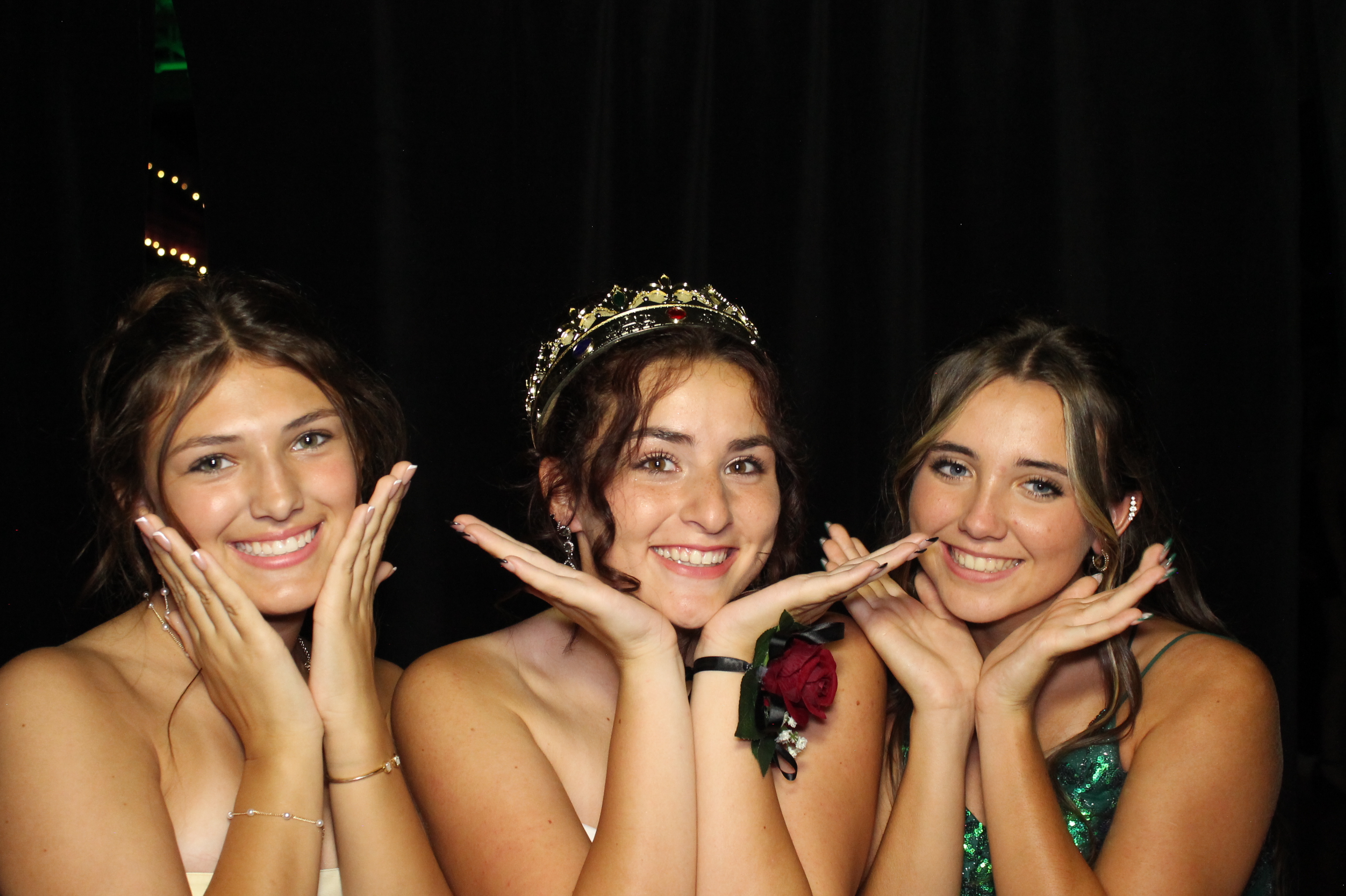 Batavia Homecoming | View more photos from the event at gallery.photoboothcincy.com/u/PhotoBoothCincy/Batavia-Homecoming