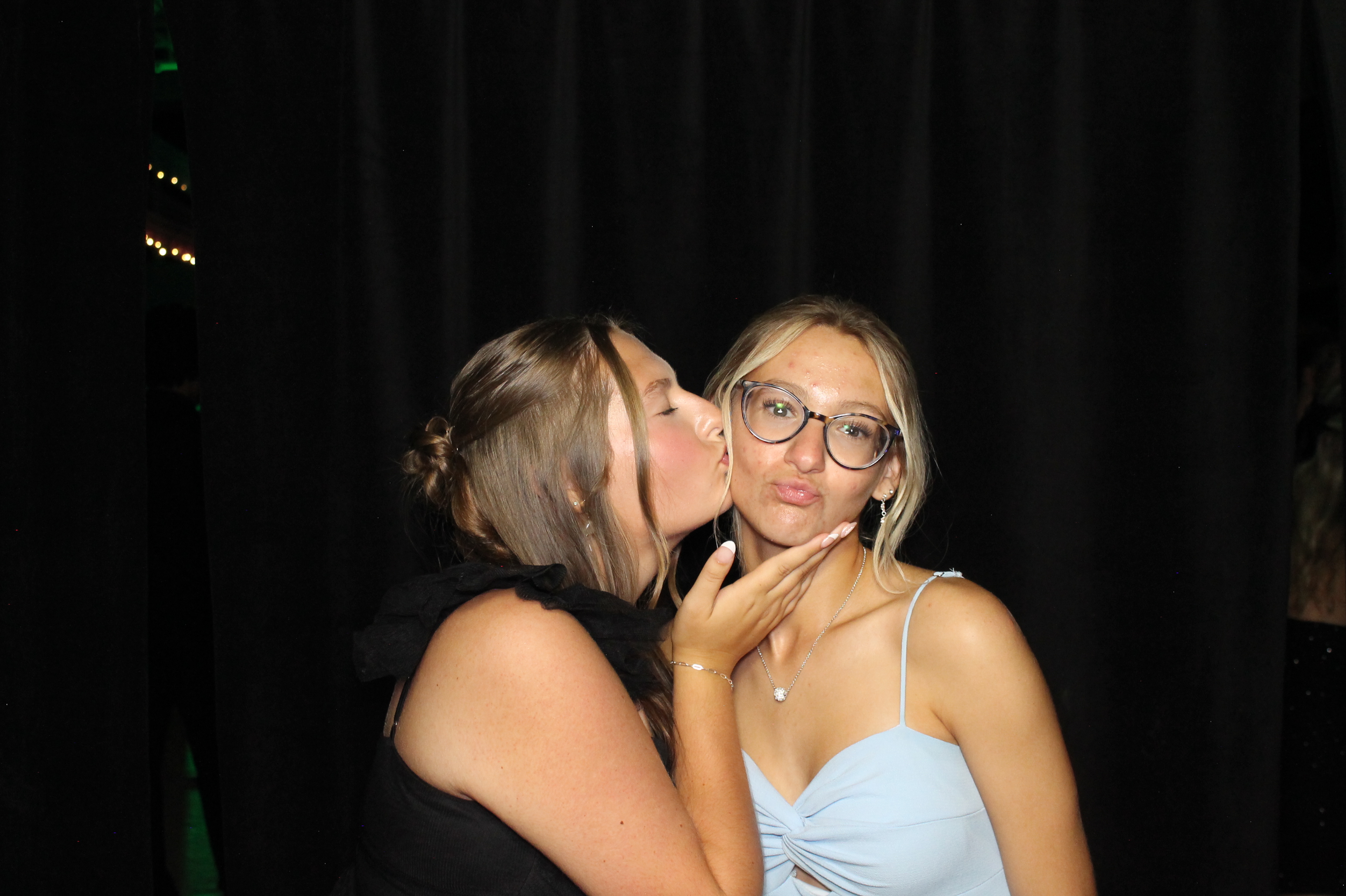 Batavia Homecoming | View more photos from the event at gallery.photoboothcincy.com/u/PhotoBoothCincy/Batavia-Homecoming