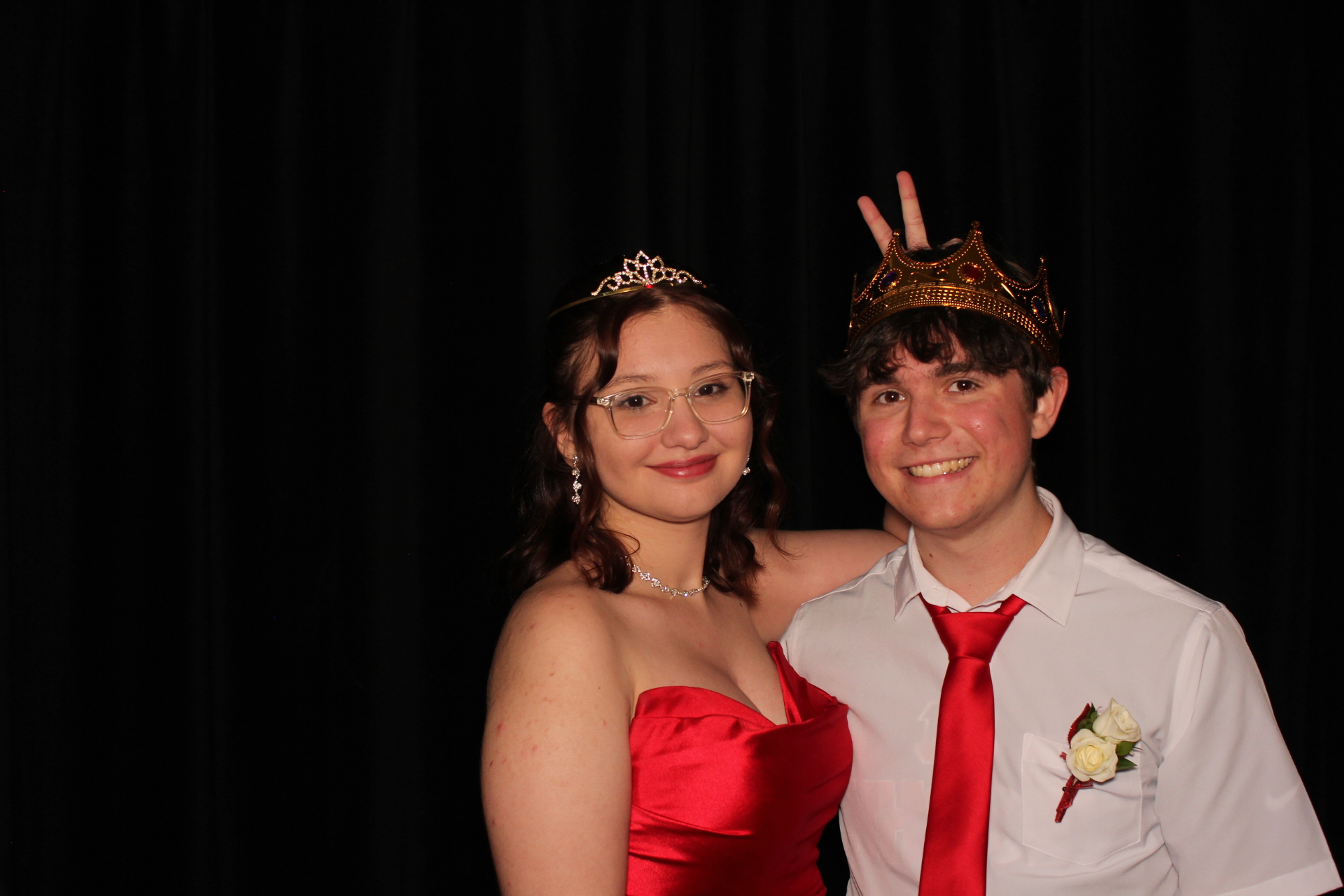 Batavia Prom | View more photos from the event at gallery.photoboothcincy.com/u/PhotoBoothCincy/Batavia-Prom