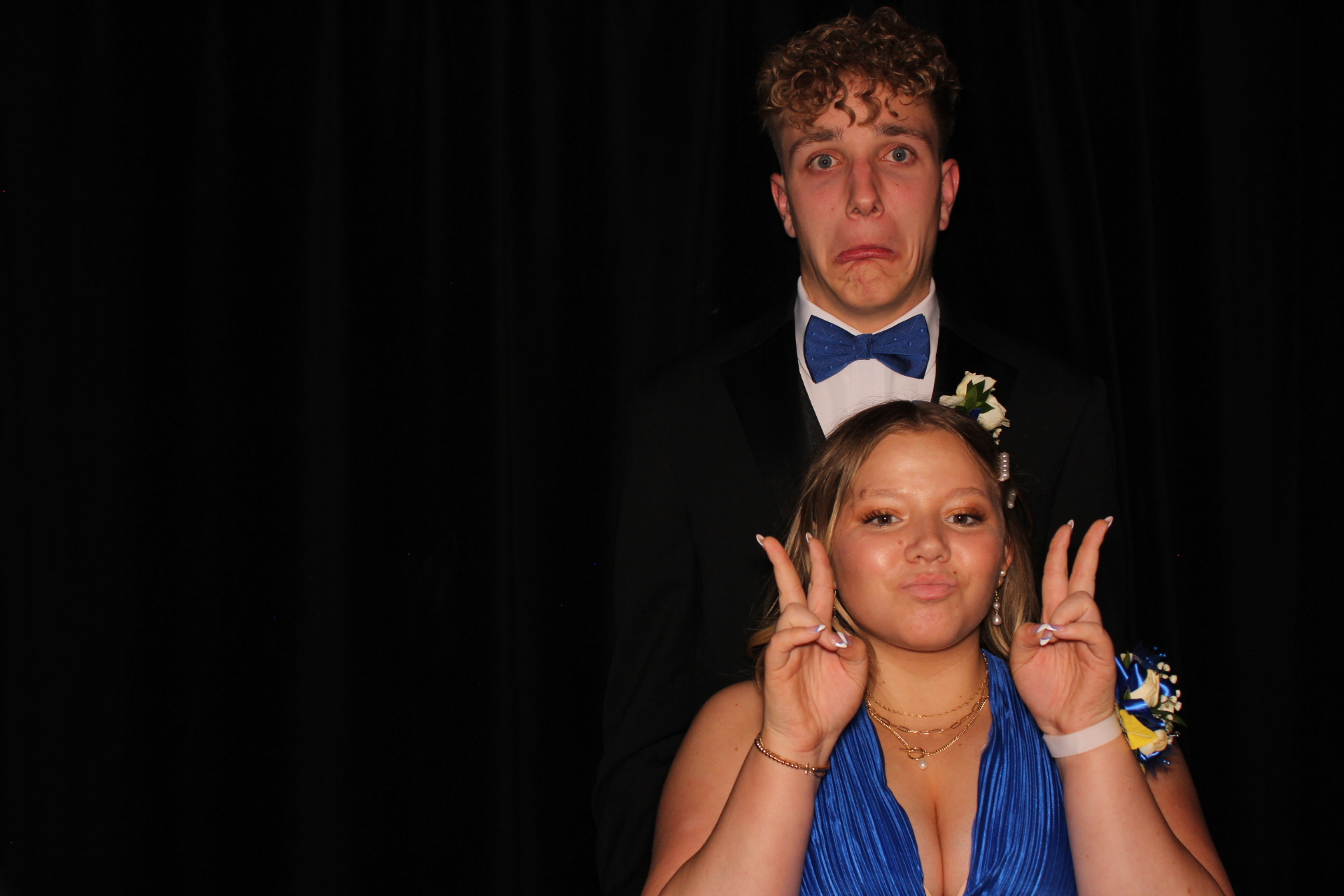 Batavia Prom | View more photos from the event at gallery.photoboothcincy.com/u/PhotoBoothCincy/Batavia-Prom