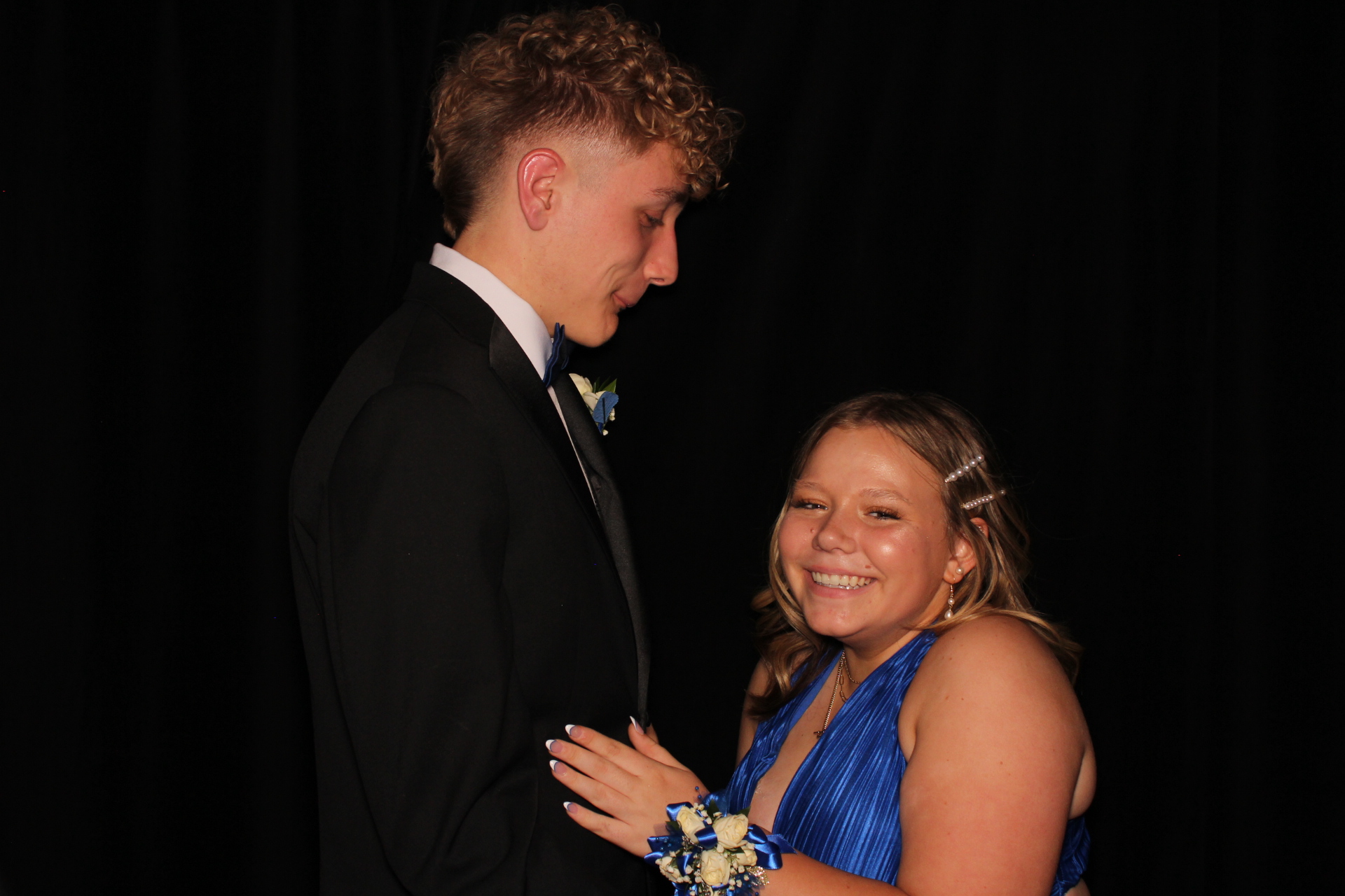 Batavia Prom | View more photos from the event at gallery.photoboothcincy.com/u/PhotoBoothCincy/Batavia-Prom