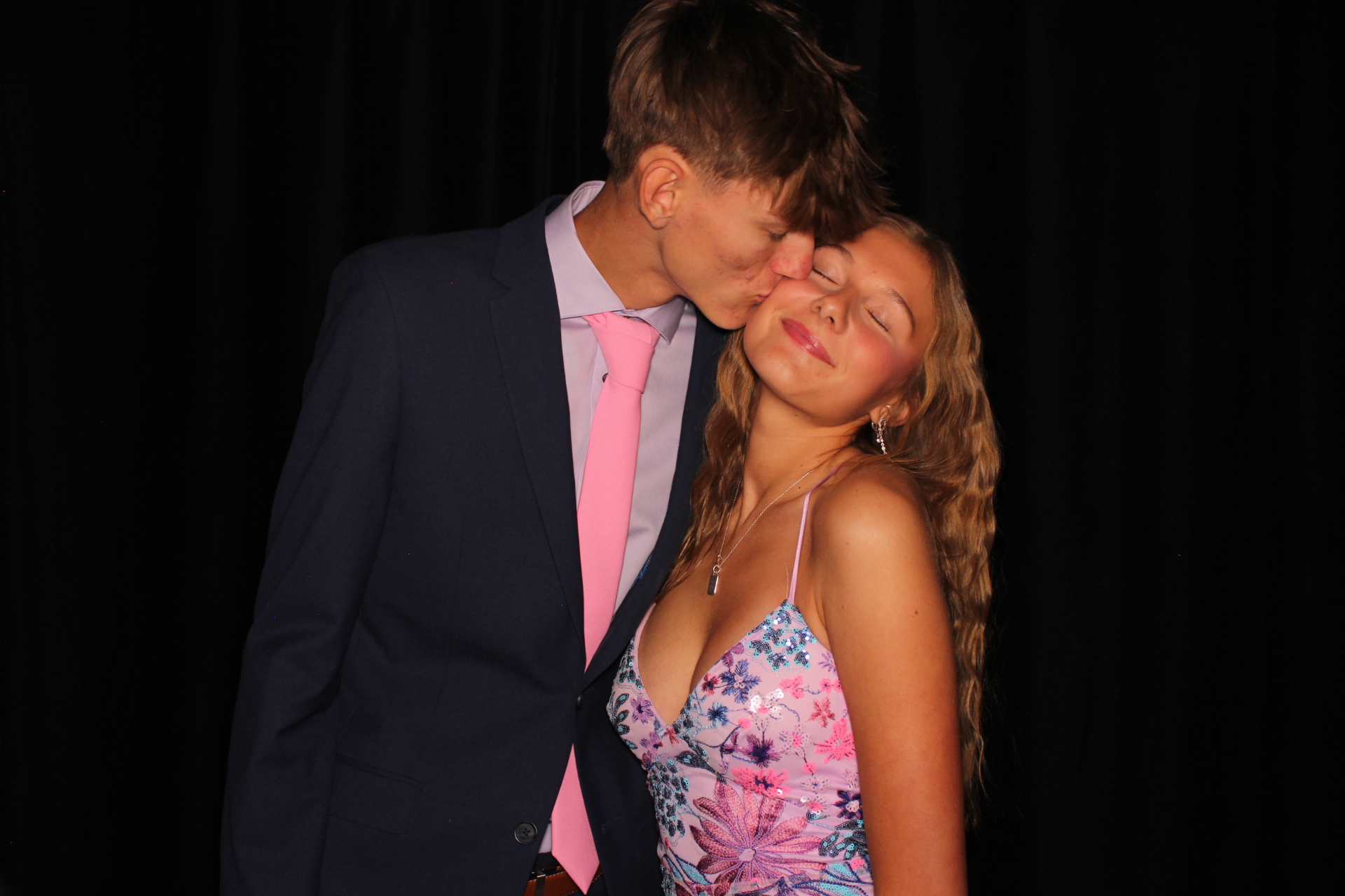 Batavia Prom | View more photos from the event at gallery.photoboothcincy.com/u/PhotoBoothCincy/Batavia-Prom