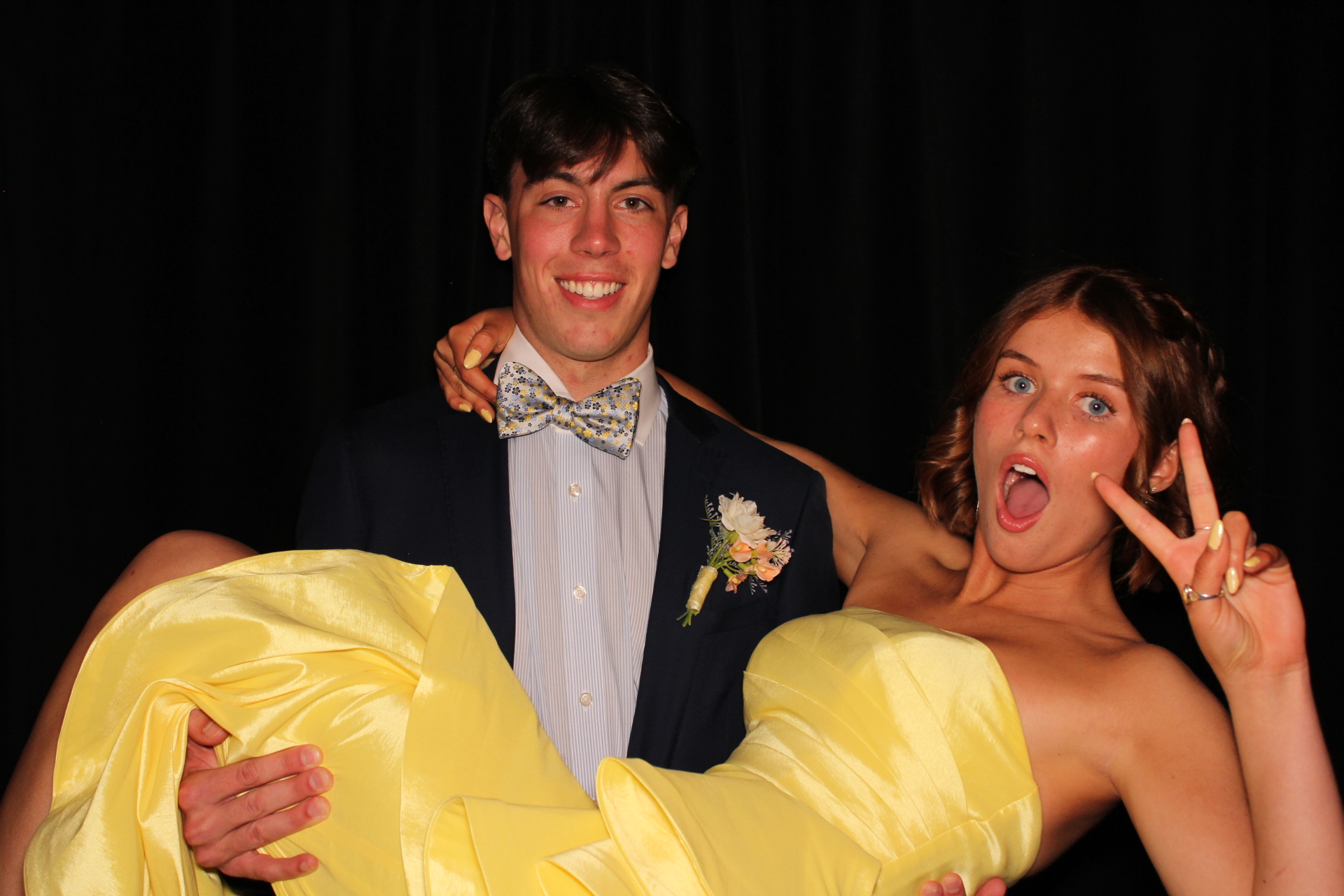 Batavia Prom | View more photos from the event at gallery.photoboothcincy.com/u/PhotoBoothCincy/Batavia-Prom