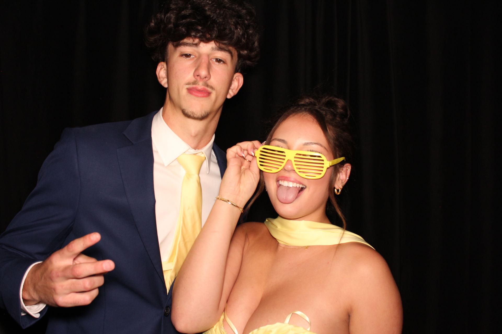 Batavia Prom | View more photos from the event at gallery.photoboothcincy.com/u/PhotoBoothCincy/Batavia-Prom
