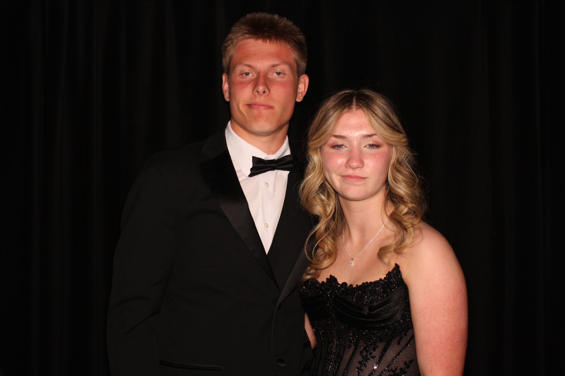 Batavia Prom | View more photos from the event at gallery.photoboothcincy.com/u/PhotoBoothCincy/Batavia-Prom