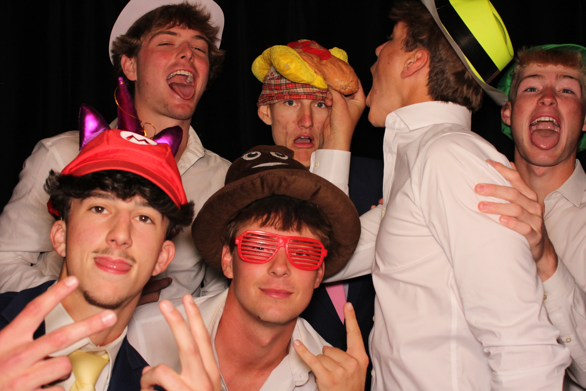 Batavia Prom | View more photos from the event at gallery.photoboothcincy.com/u/PhotoBoothCincy/Batavia-Prom