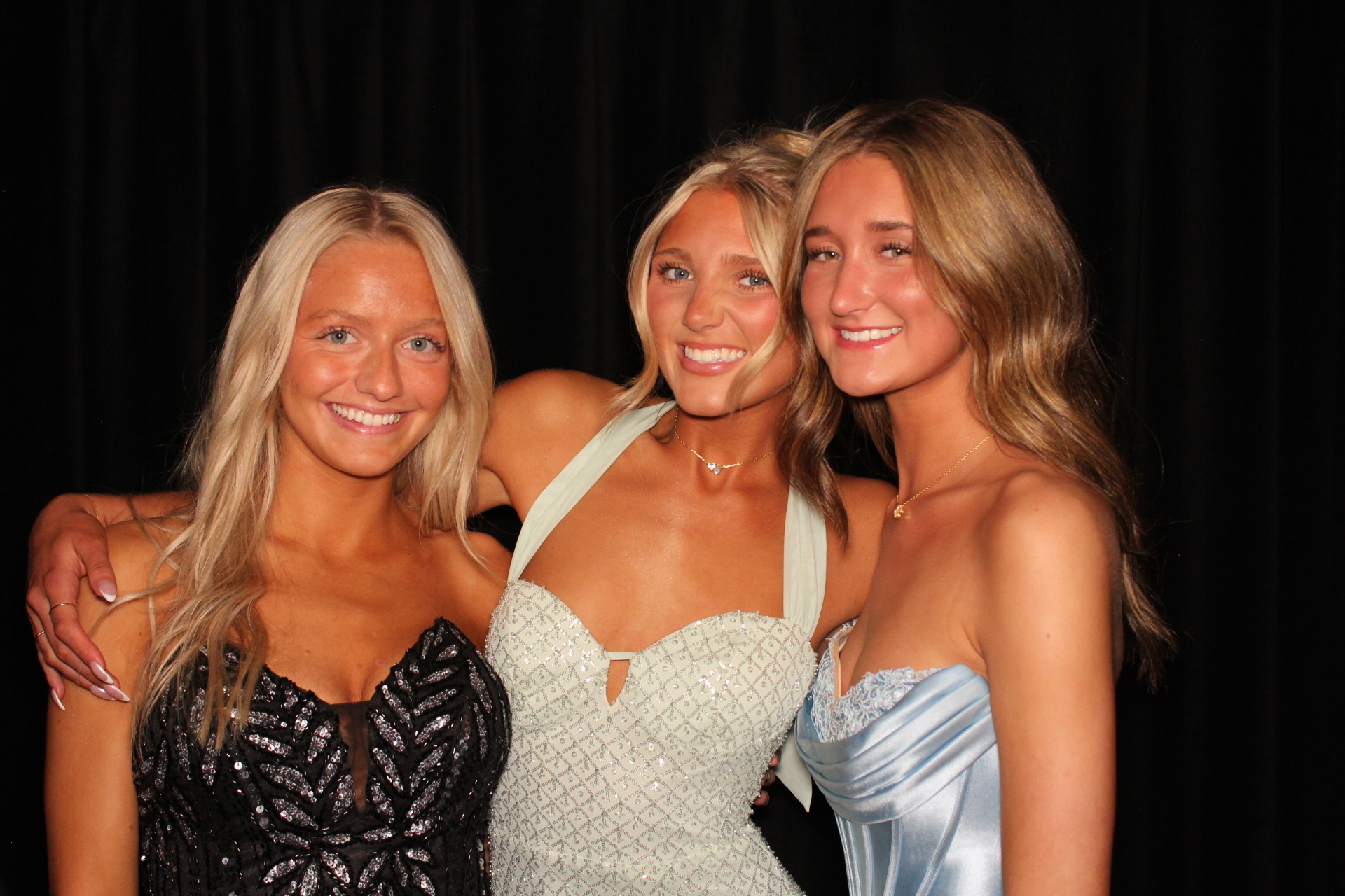 Batavia Prom | View more photos from the event at gallery.photoboothcincy.com/u/PhotoBoothCincy/Batavia-Prom