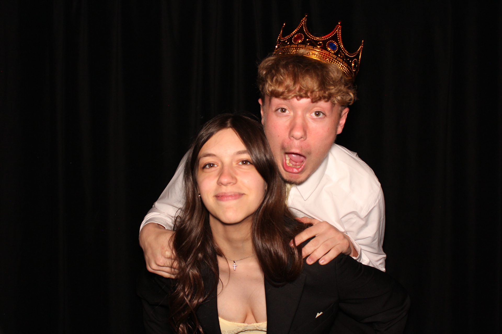 Batavia Prom | View more photos from the event at gallery.photoboothcincy.com/u/PhotoBoothCincy/Batavia-Prom