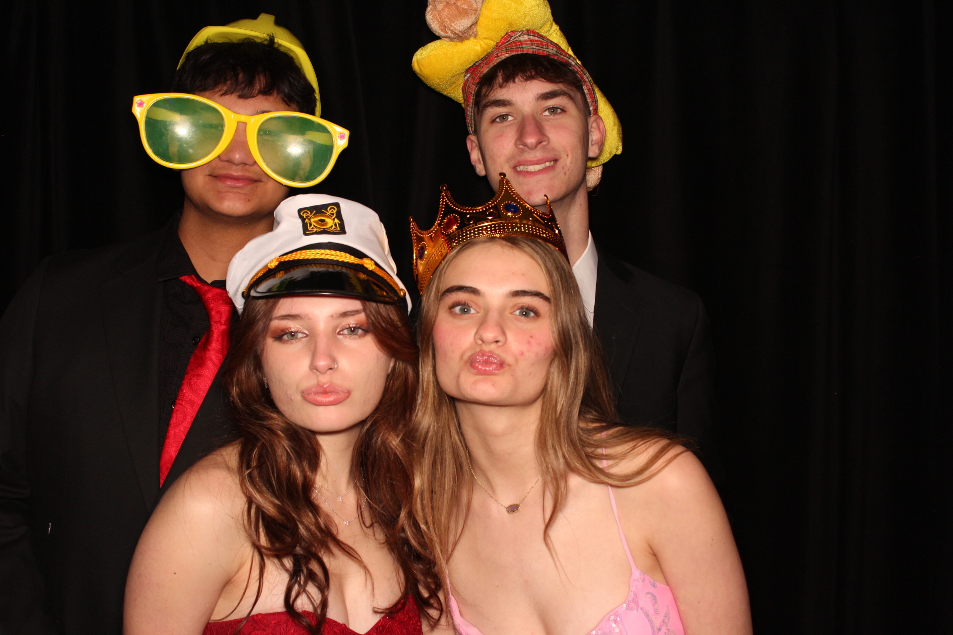 Batavia Prom | View more photos from the event at gallery.photoboothcincy.com/u/PhotoBoothCincy/Batavia-Prom