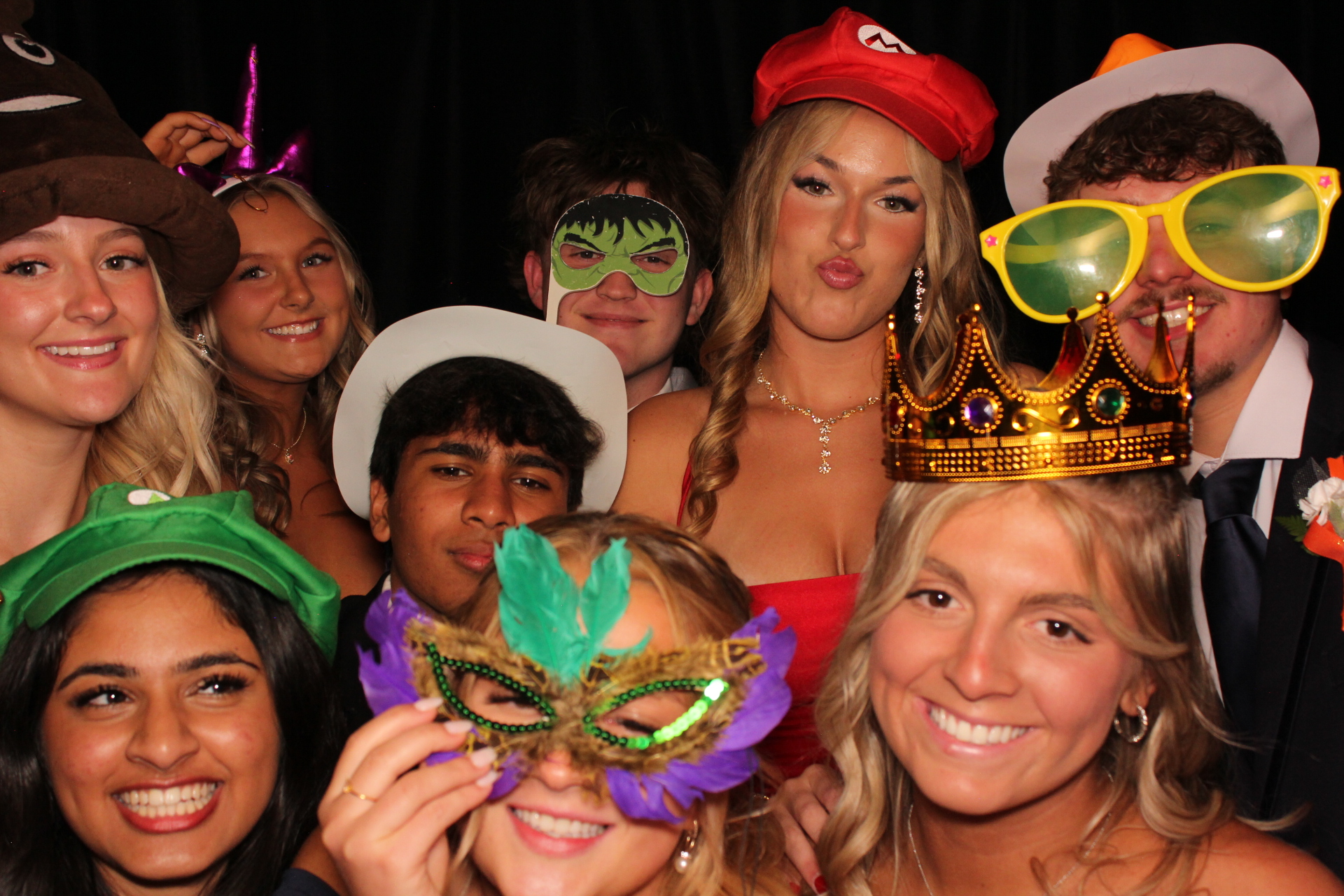 Batavia Prom | View more photos from the event at gallery.photoboothcincy.com/u/PhotoBoothCincy/Batavia-Prom