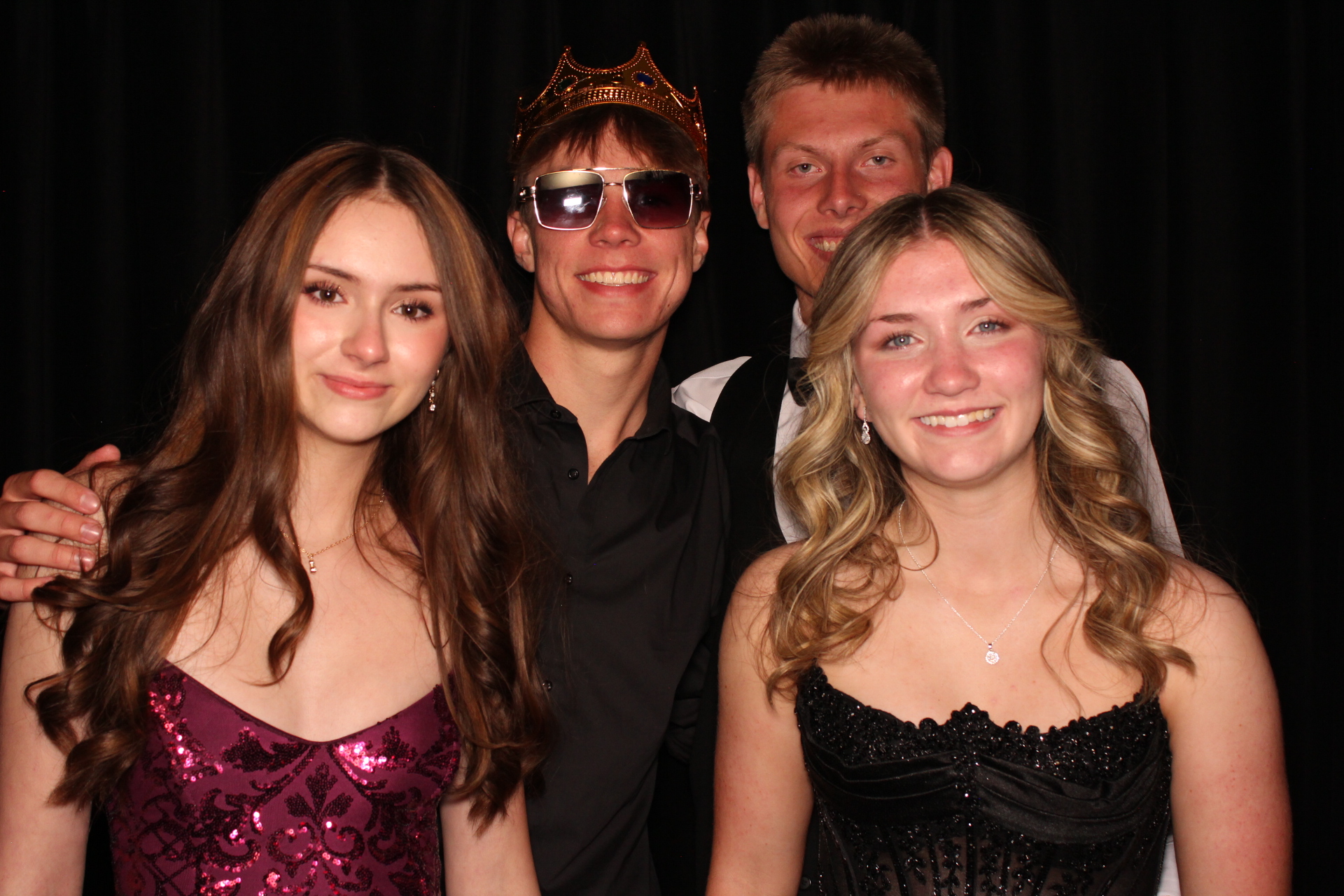 Batavia Prom | View more photos from the event at gallery.photoboothcincy.com/u/PhotoBoothCincy/Batavia-Prom