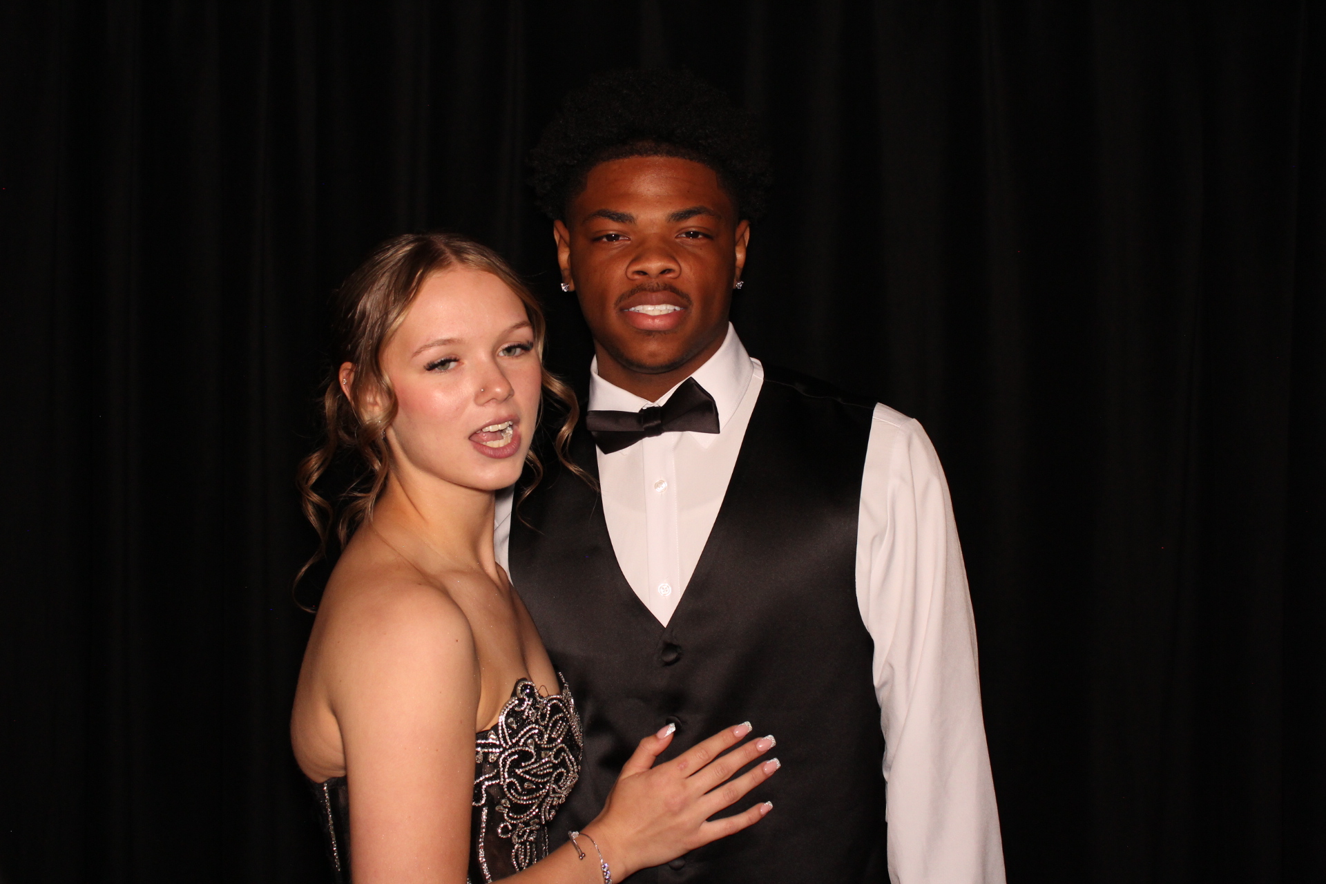 Batavia Prom | View more photos from the event at gallery.photoboothcincy.com/u/PhotoBoothCincy/Batavia-Prom