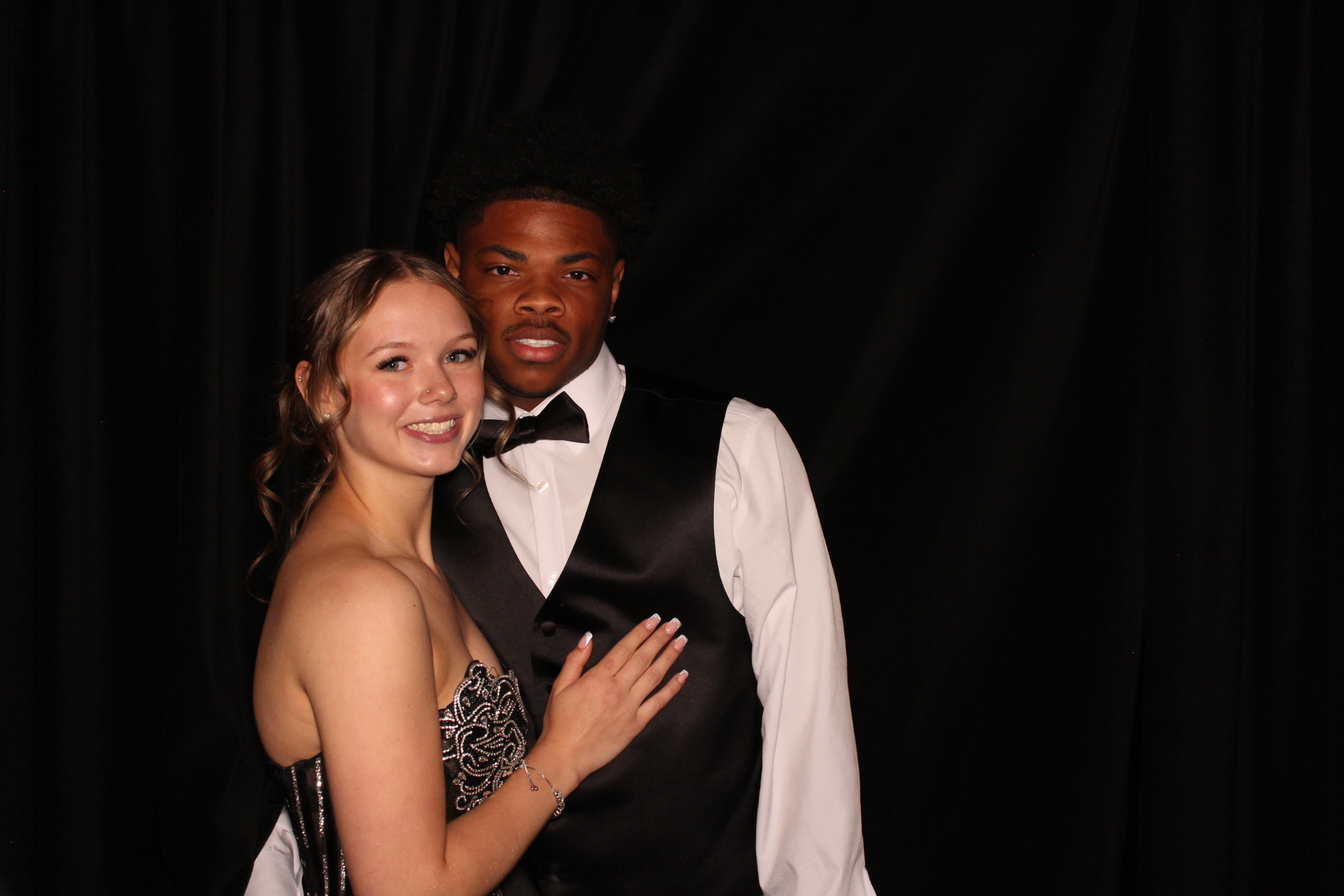 Batavia Prom | View more photos from the event at gallery.photoboothcincy.com/u/PhotoBoothCincy/Batavia-Prom