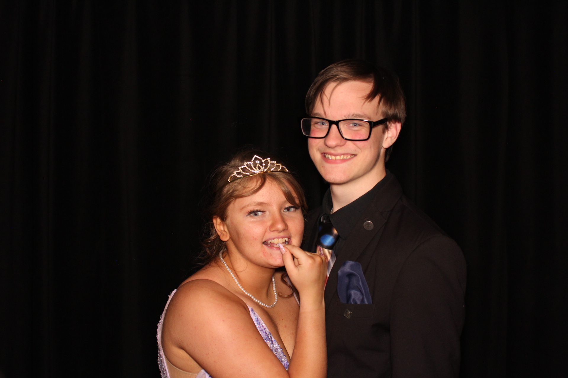 Batavia Prom | View more photos from the event at gallery.photoboothcincy.com/u/PhotoBoothCincy/Batavia-Prom