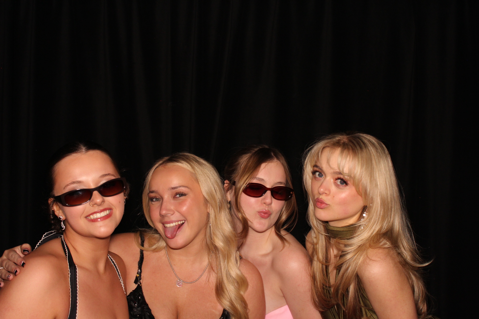 Batavia Prom | View more photos from the event at gallery.photoboothcincy.com/u/PhotoBoothCincy/Batavia-Prom