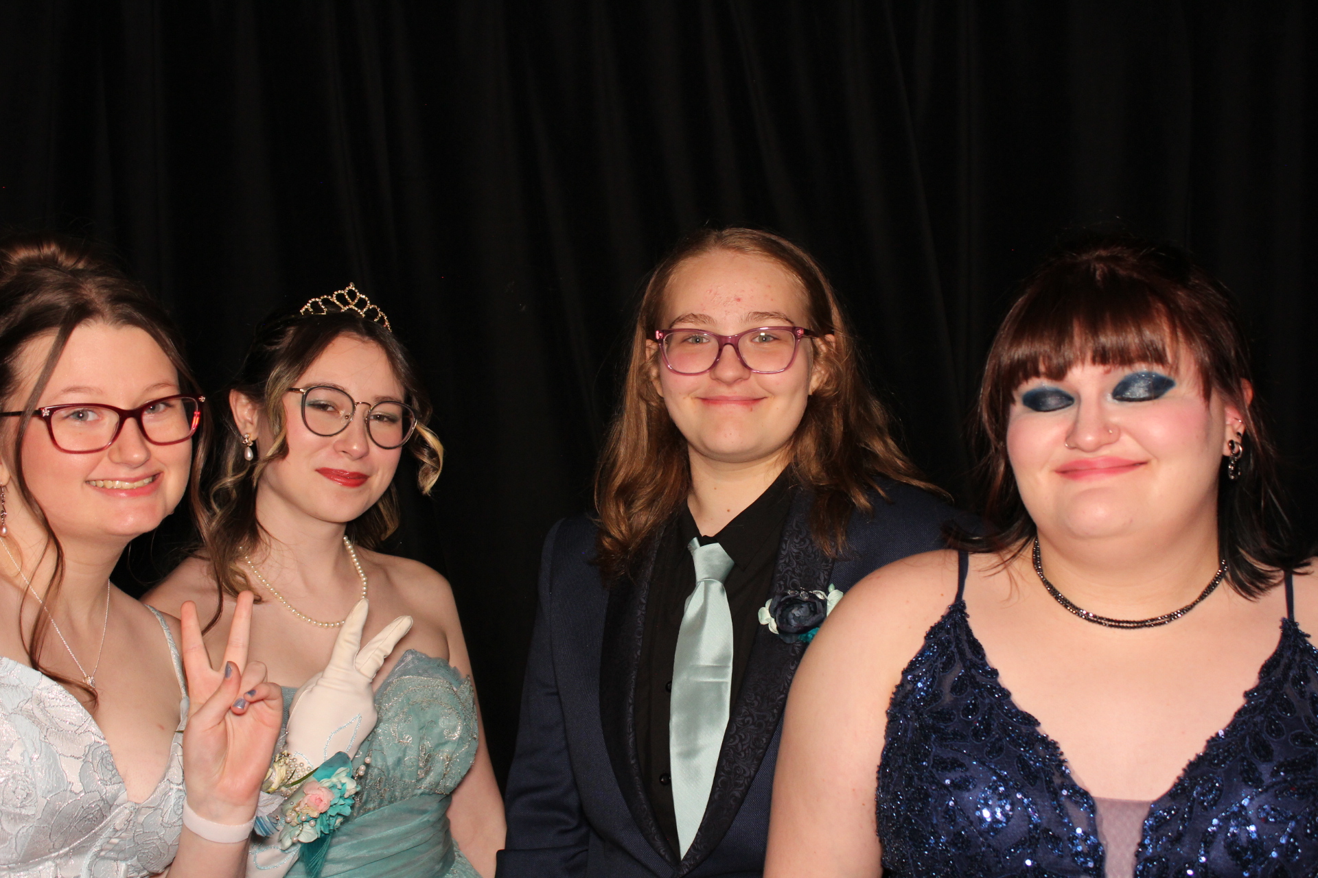 Batavia Prom | View more photos from the event at gallery.photoboothcincy.com/u/PhotoBoothCincy/Batavia-Prom
