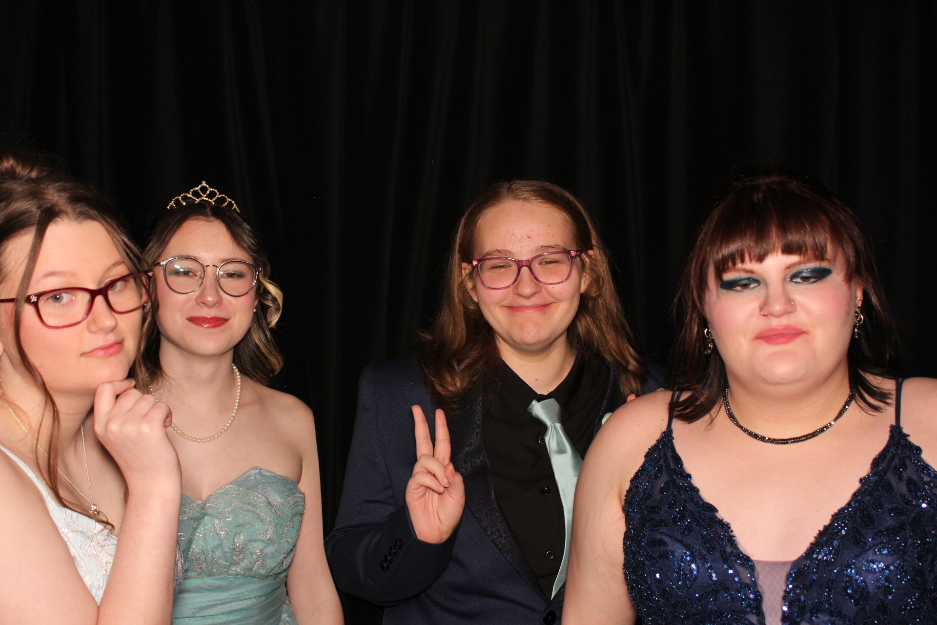 Batavia Prom | View more photos from the event at gallery.photoboothcincy.com/u/PhotoBoothCincy/Batavia-Prom