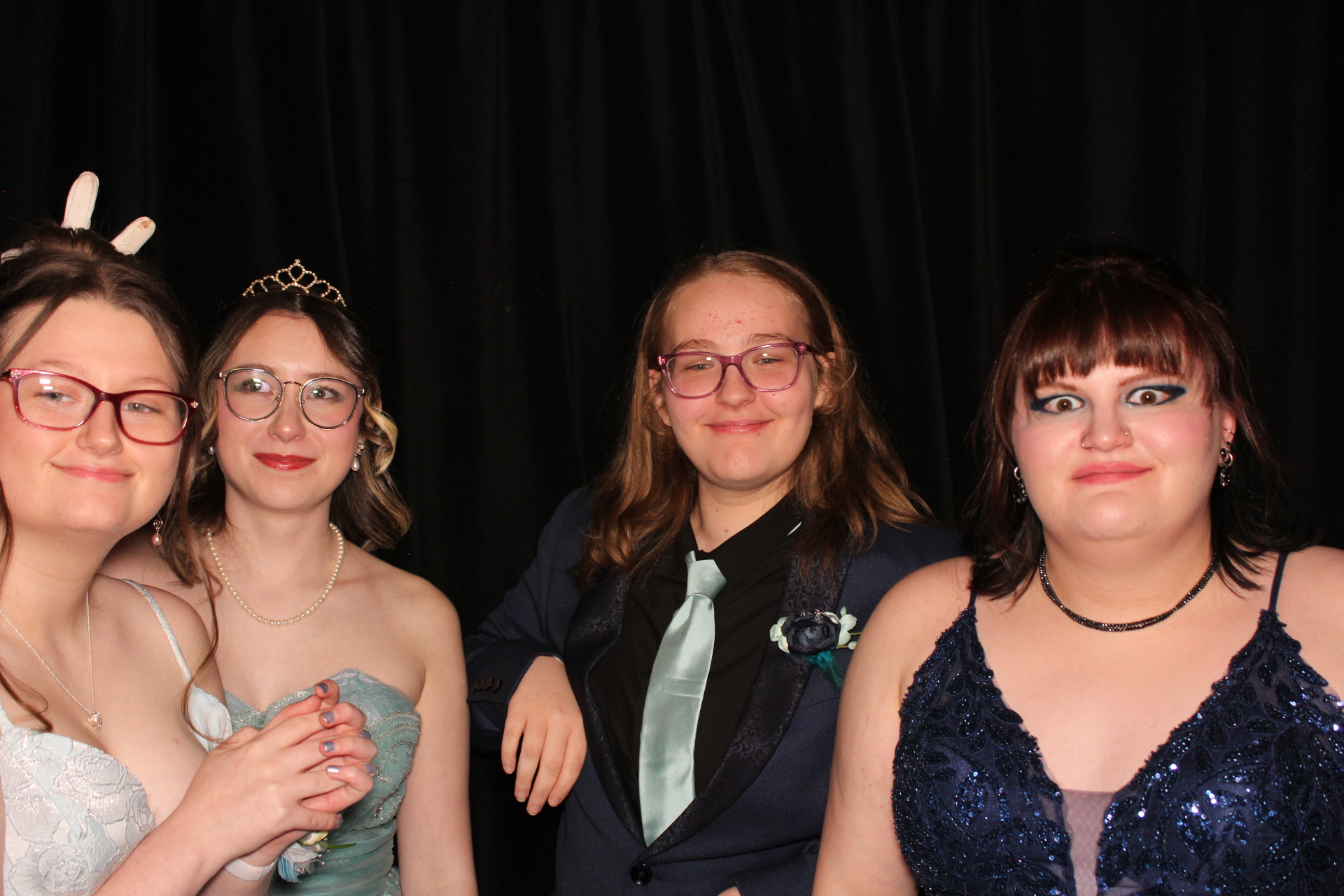 Batavia Prom | View more photos from the event at gallery.photoboothcincy.com/u/PhotoBoothCincy/Batavia-Prom