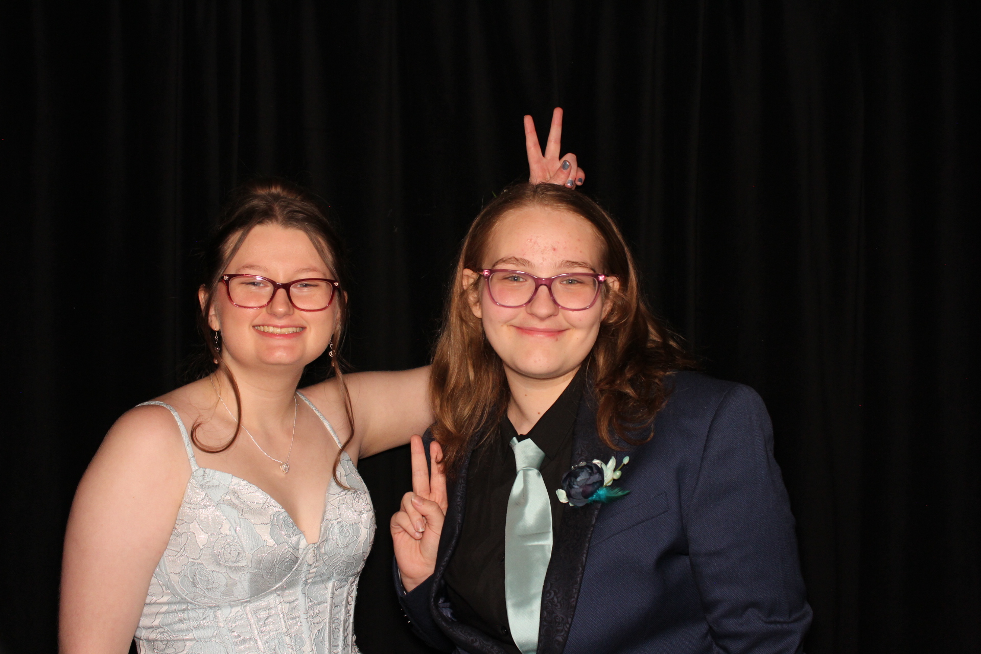 Batavia Prom | View more photos from the event at gallery.photoboothcincy.com/u/PhotoBoothCincy/Batavia-Prom