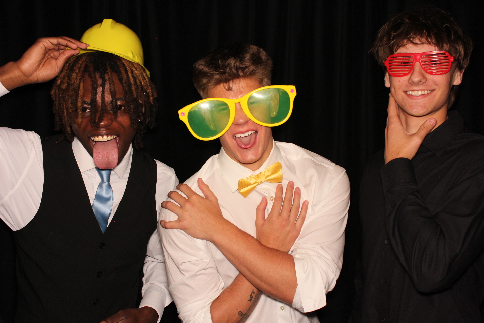 Batavia Prom | View more photos from the event at gallery.photoboothcincy.com/u/PhotoBoothCincy/Batavia-Prom