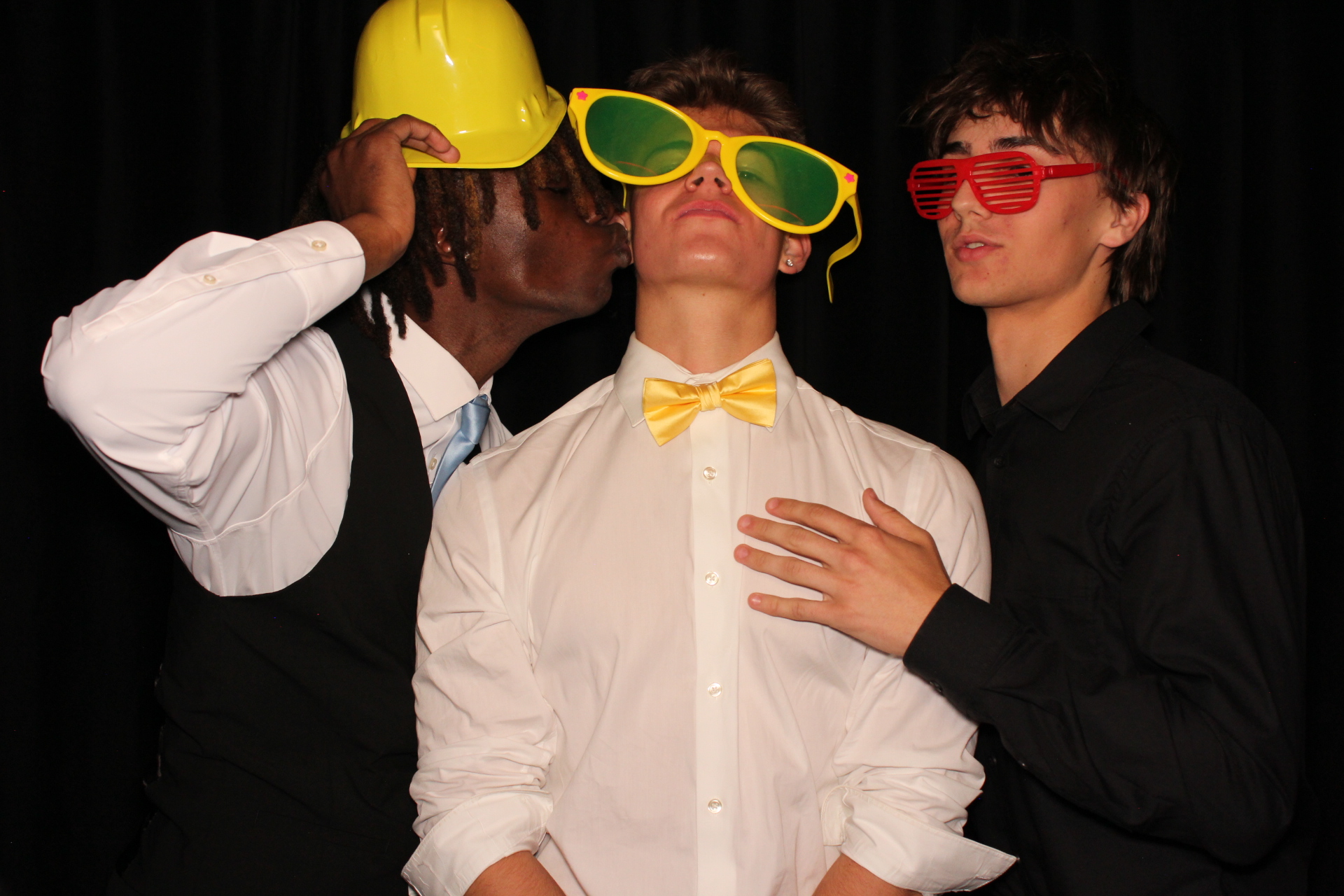 Batavia Prom | View more photos from the event at gallery.photoboothcincy.com/u/PhotoBoothCincy/Batavia-Prom