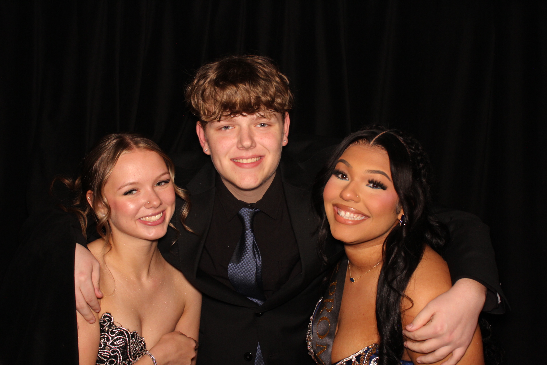Batavia Prom | View more photos from the event at gallery.photoboothcincy.com/u/PhotoBoothCincy/Batavia-Prom