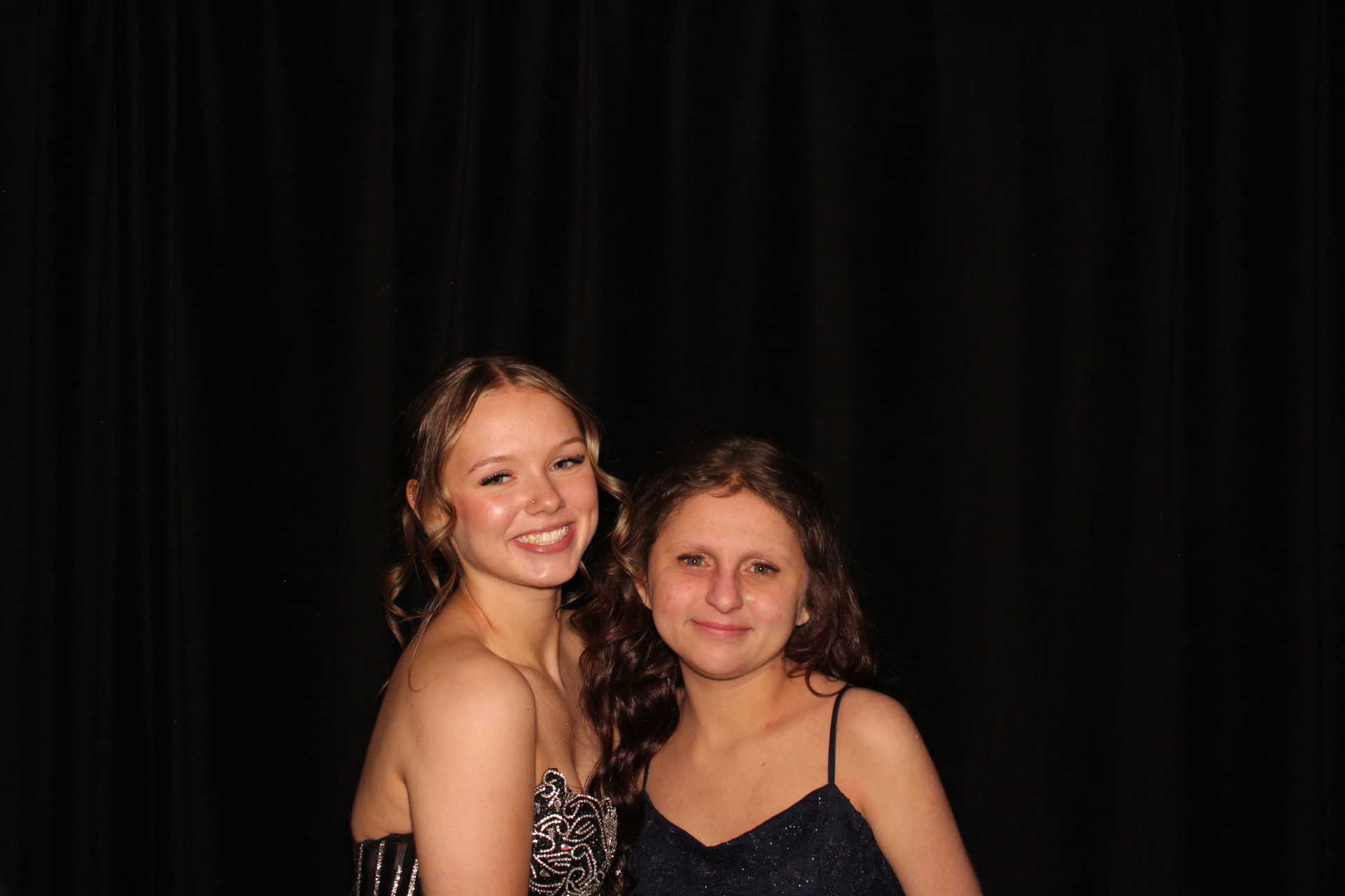 Batavia Prom | View more photos from the event at gallery.photoboothcincy.com/u/PhotoBoothCincy/Batavia-Prom
