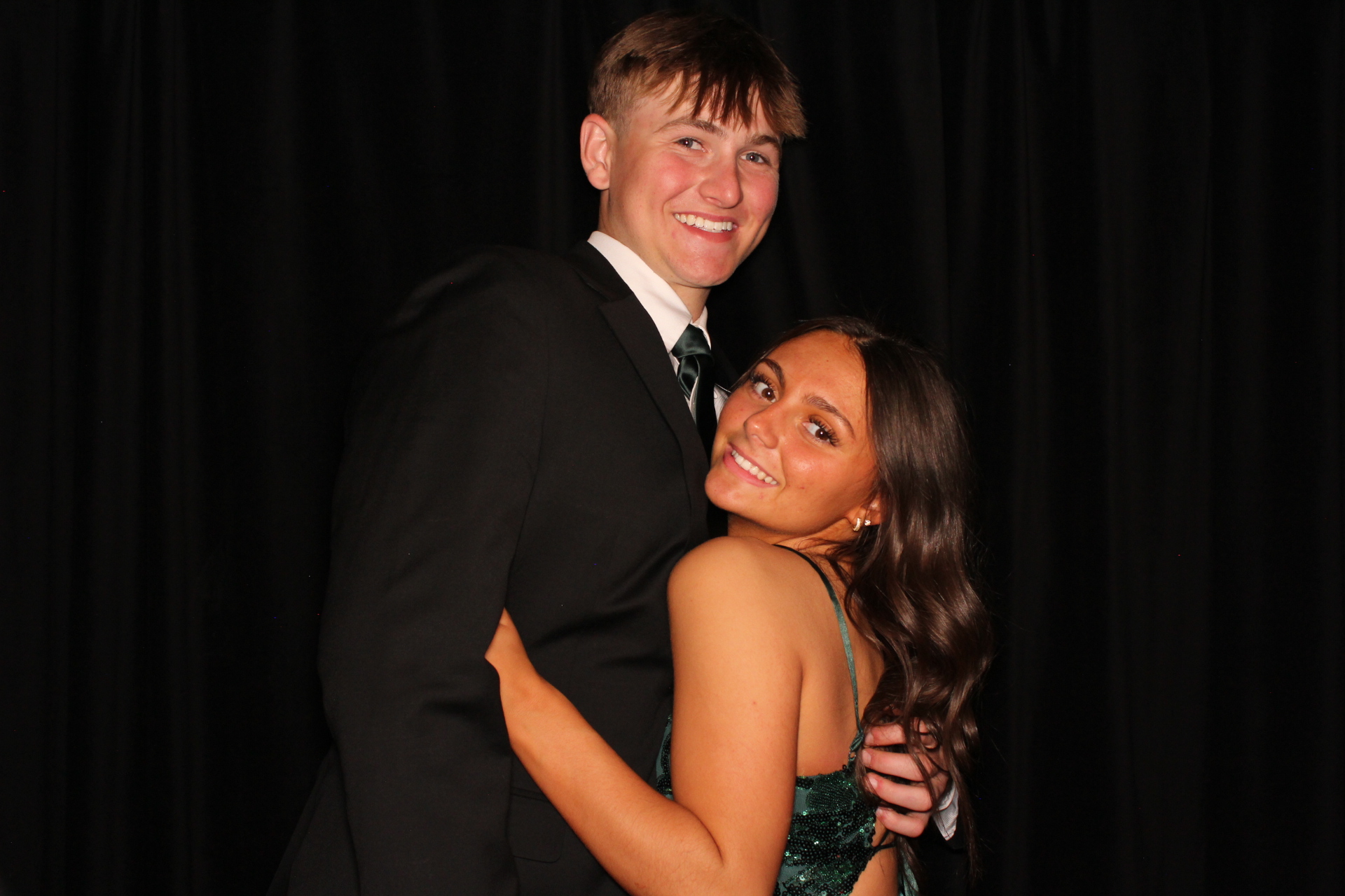 Batavia Prom | View more photos from the event at gallery.photoboothcincy.com/u/PhotoBoothCincy/Batavia-Prom