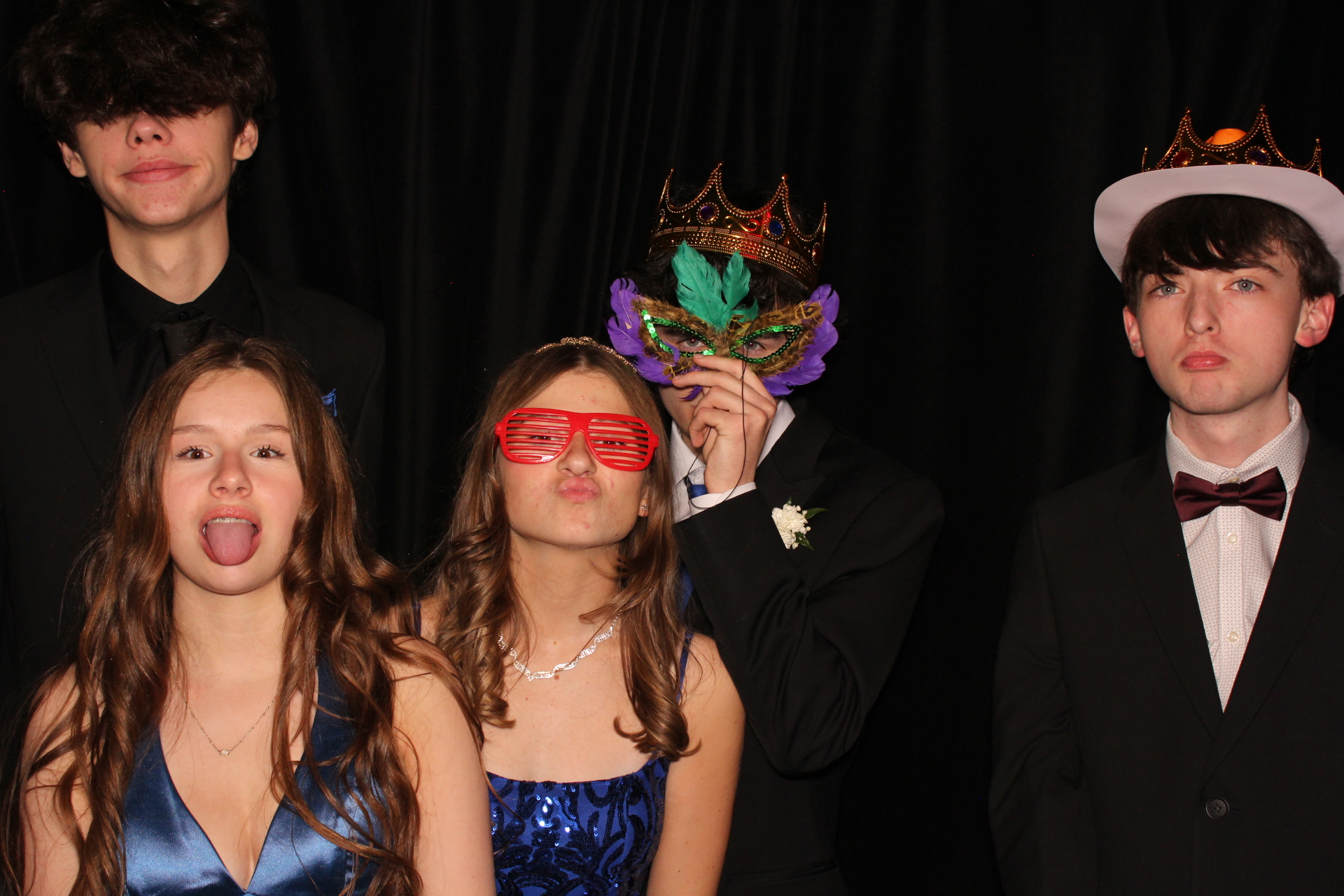 Batavia Prom | View more photos from the event at gallery.photoboothcincy.com/u/PhotoBoothCincy/Batavia-Prom