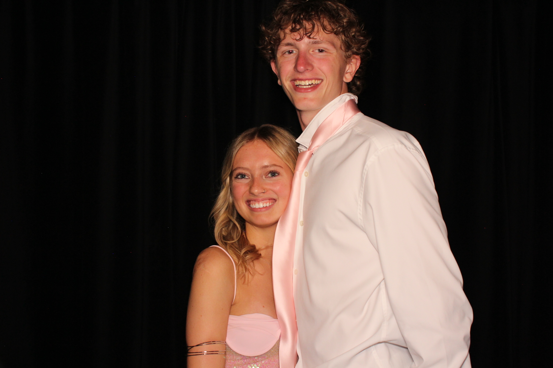 Batavia Prom | View more photos from the event at gallery.photoboothcincy.com/u/PhotoBoothCincy/Batavia-Prom