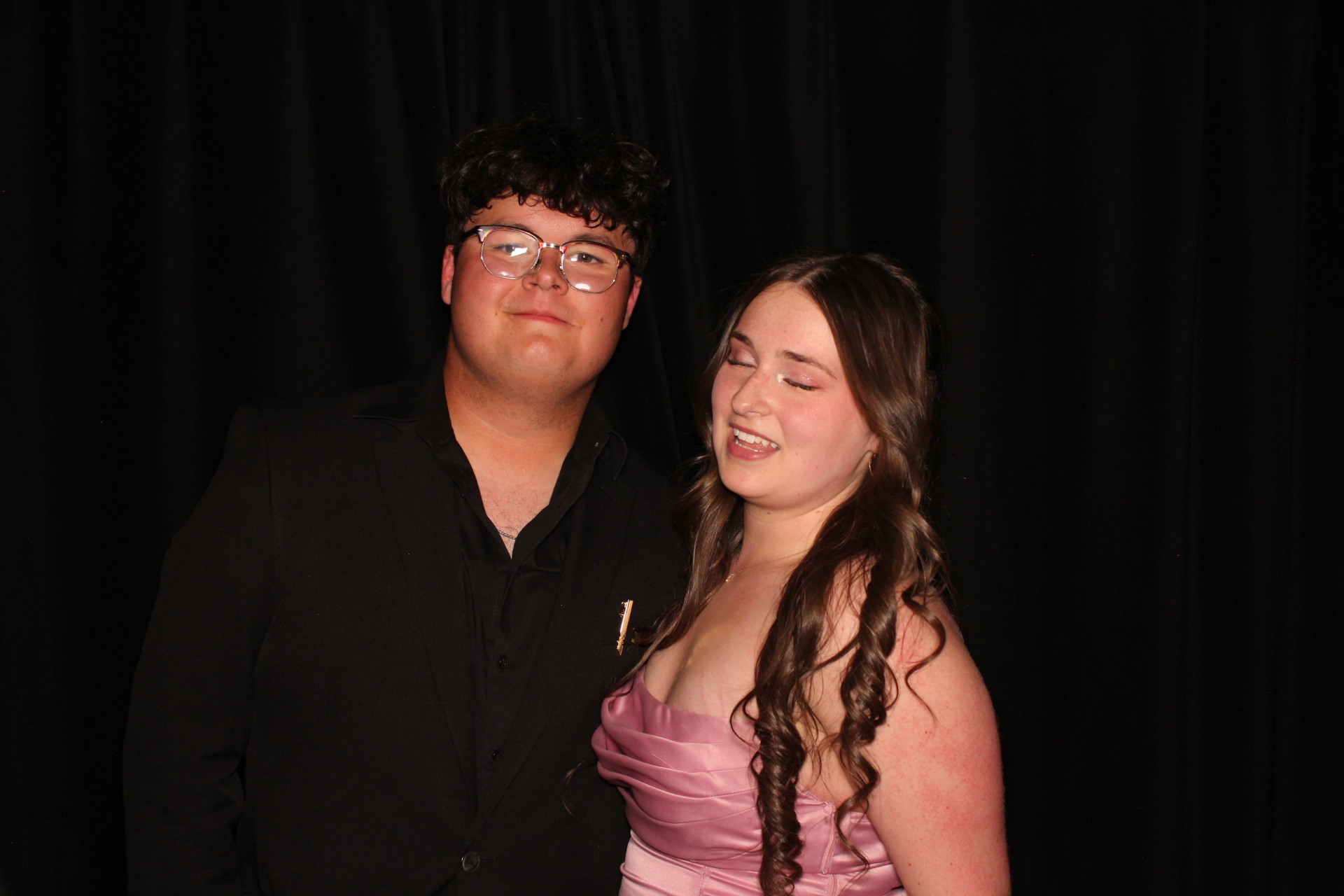 Batavia Prom | View more photos from the event at gallery.photoboothcincy.com/u/PhotoBoothCincy/Batavia-Prom