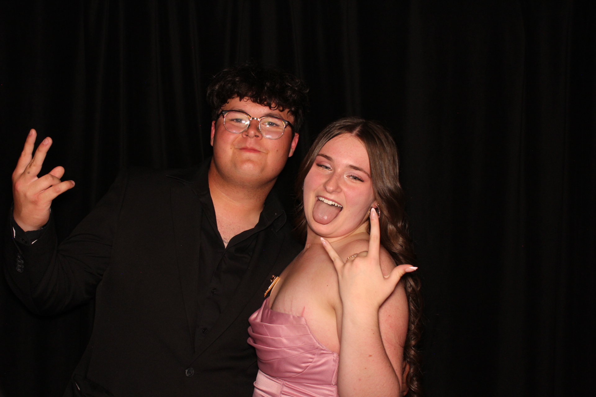 Batavia Prom | View more photos from the event at gallery.photoboothcincy.com/u/PhotoBoothCincy/Batavia-Prom