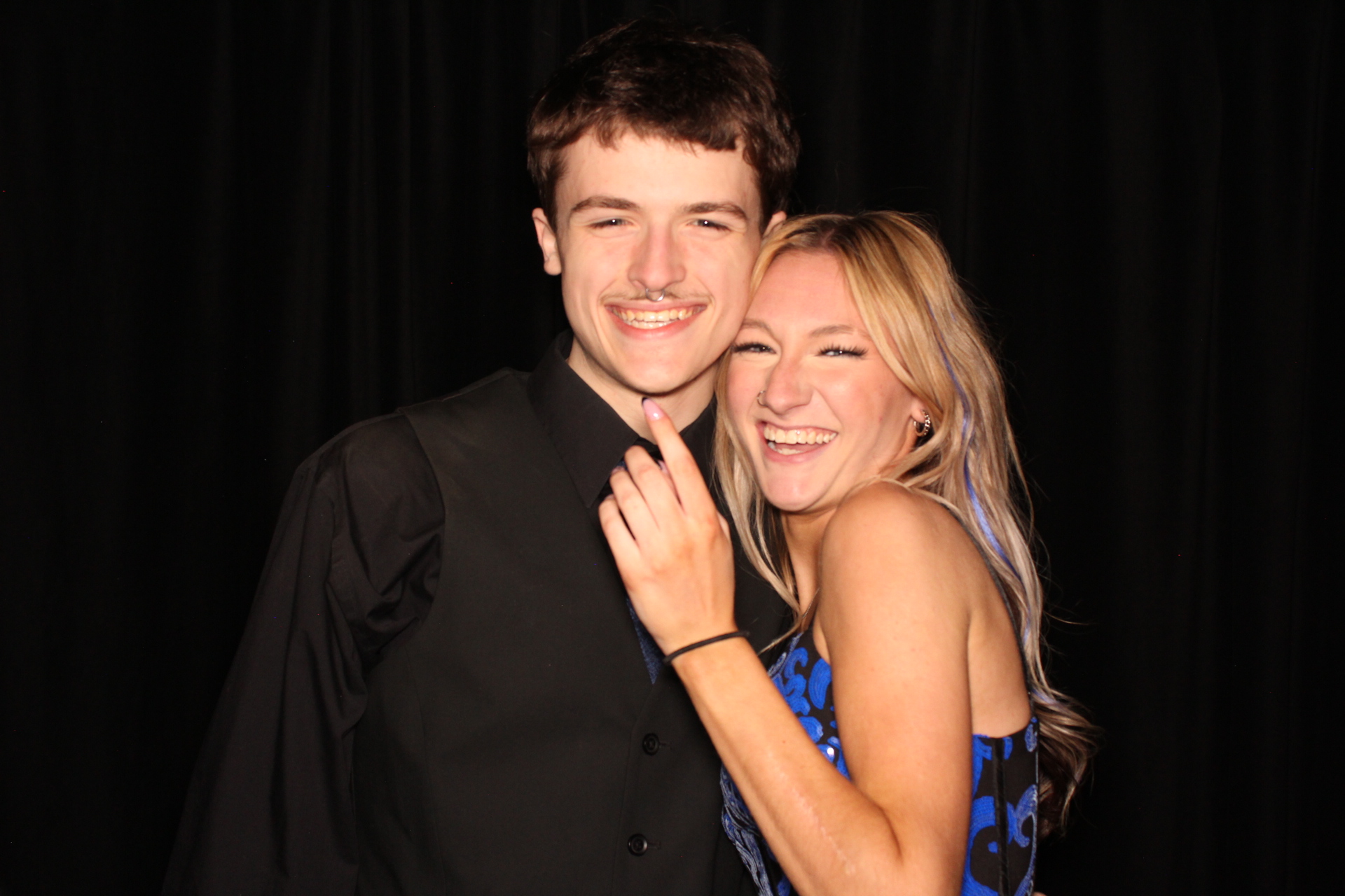 Batavia Prom | View more photos from the event at gallery.photoboothcincy.com/u/PhotoBoothCincy/Batavia-Prom